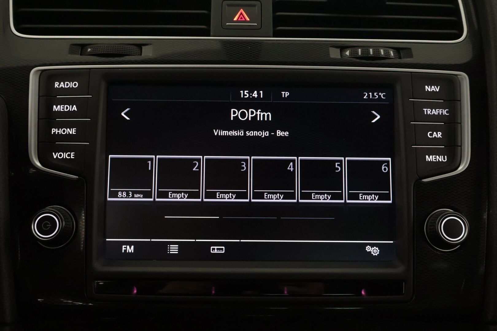 Volkswagen Golf 2015 GTE Plug-In Hybrid 150 kW (204 hv) DSG-automaatti *Adapt. Vakkari / Webasto / P-kamera / BLIS / Sporttipenkit / Navi* - *JAKOPÄÄ TEHTY 03/25* / 2x renkaat aluvanteilla / LED-valot