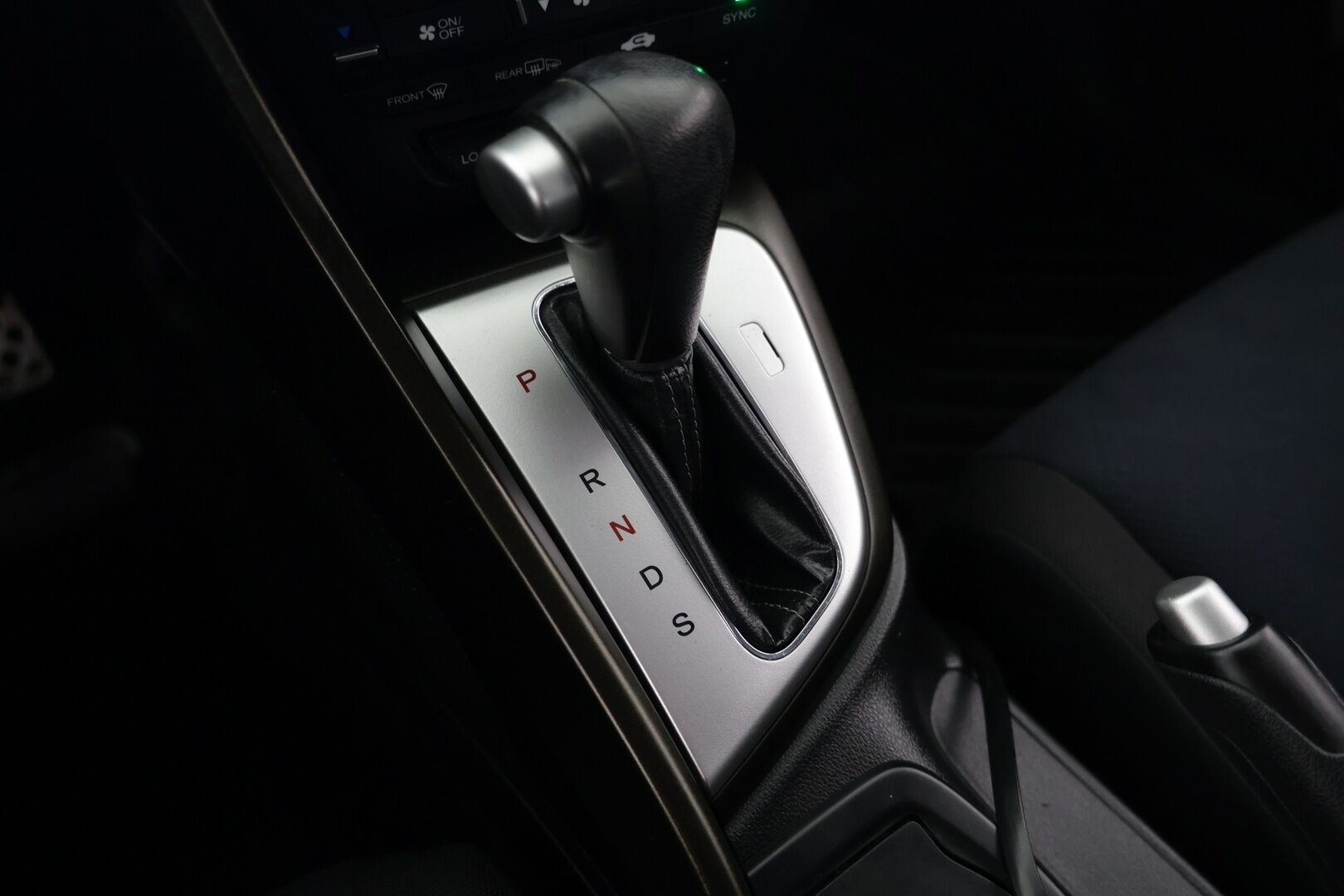 Honda Civic 2013 5D 1,8i Sport AT Business - |Vakkari | Paranneltu äänetoisto | Apple carplay & Android auto | Todella hieno