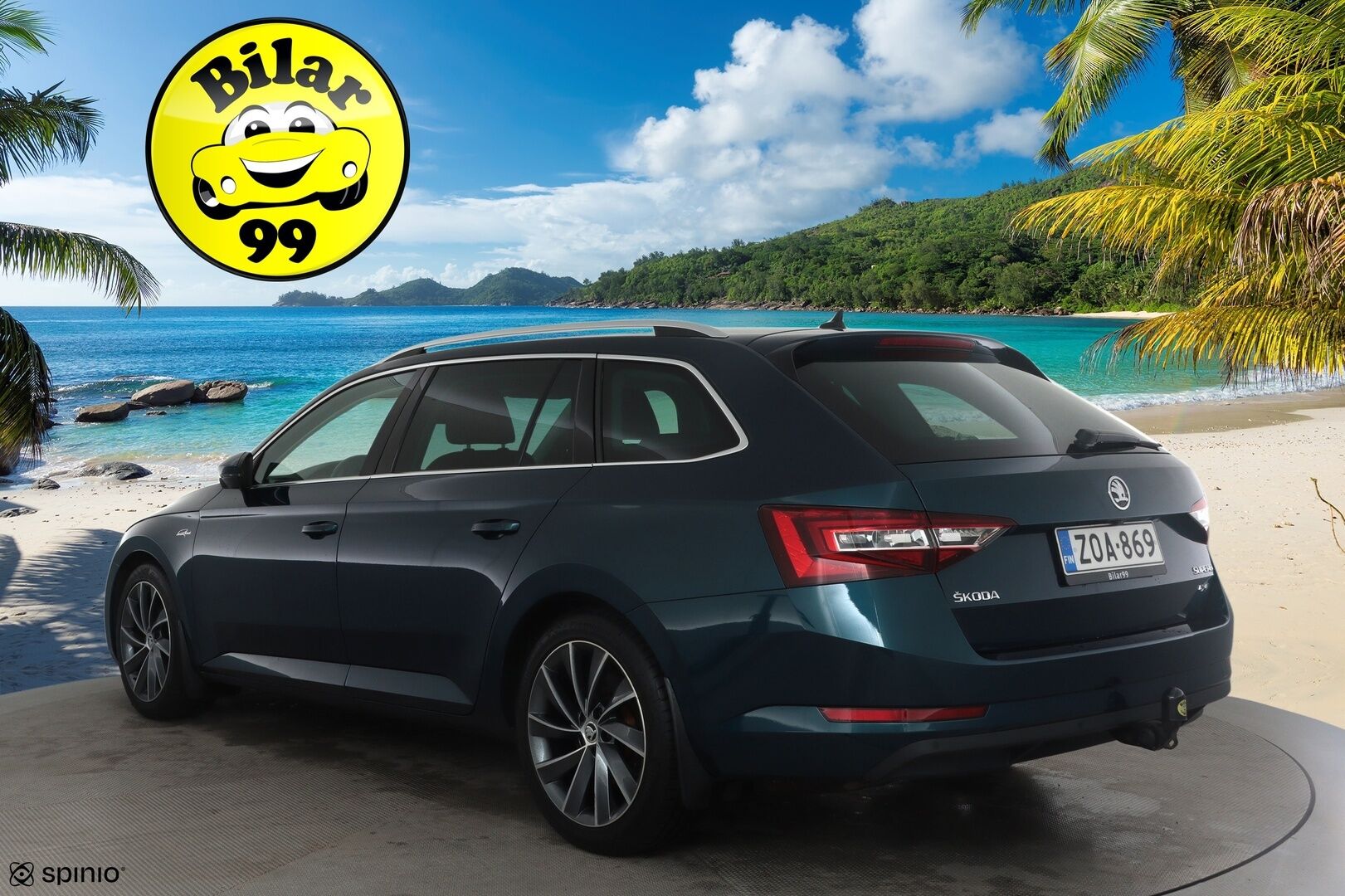 Skoda Superb 2017 Combi 2,0 TDI 190 4x4 L&K DSG *ACC / P.kamera / KeylessGo / Canton / Koukku / Webasto / Muistipenkki* - Kahdet renkaat aluvanteilla