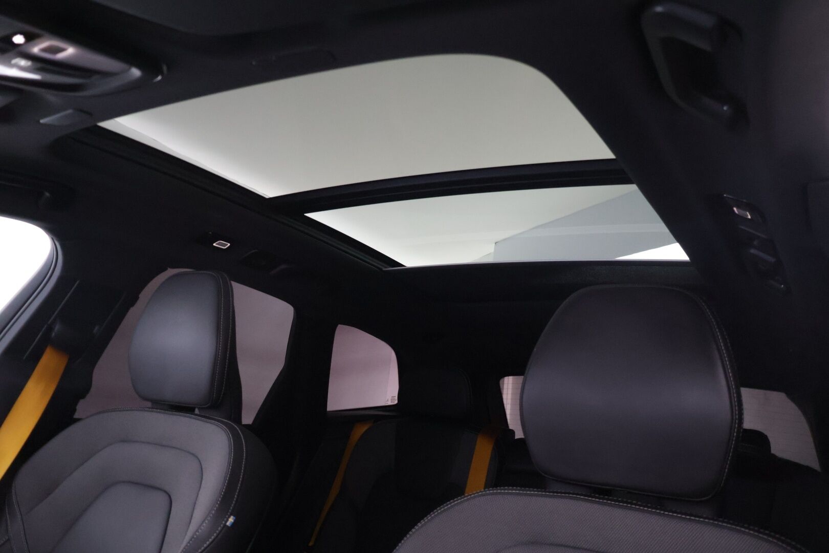 Volvo XC60 2022 T8 AWD Long Range Polestar Engineered Edition aut - | Harman&Kardon | Panoraama | 360-Kamera | Pilot Assist | ACC | Muistipenkki | Nahkasisusta | Vetokoukku | Apple&Android | Navi | 