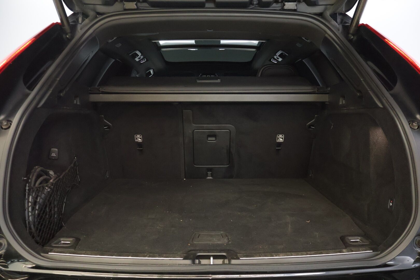 Volvo XC60 2022 T8 AWD Long Range Polestar Engineered Edition aut - | Harman&Kardon | Panoraama | 360-Kamera | Pilot Assist | ACC | Muistipenkki | Nahkasisusta | Vetokoukku | Apple&Android | Navi | 