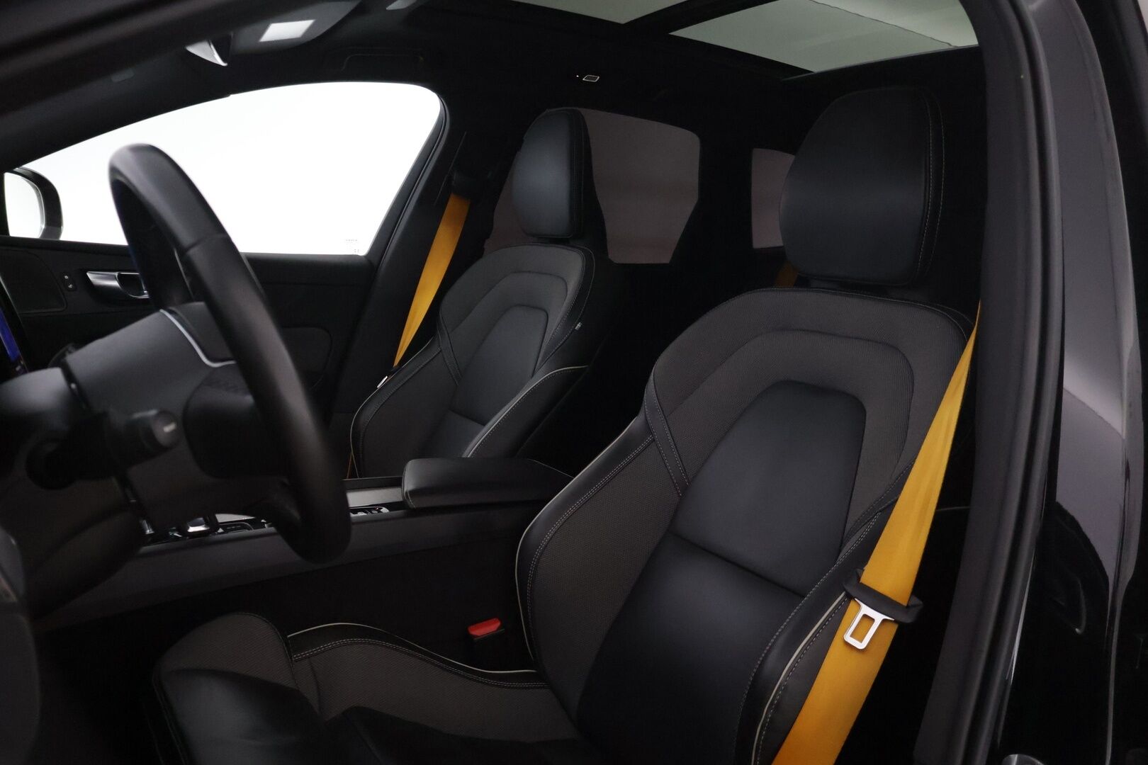 Volvo XC60 2022 T8 AWD Long Range Polestar Engineered Edition aut - | Harman&Kardon | Panoraama | 360-Kamera | Pilot Assist | ACC | Muistipenkki | Nahkasisusta | Vetokoukku | Apple&Android | Navi | 