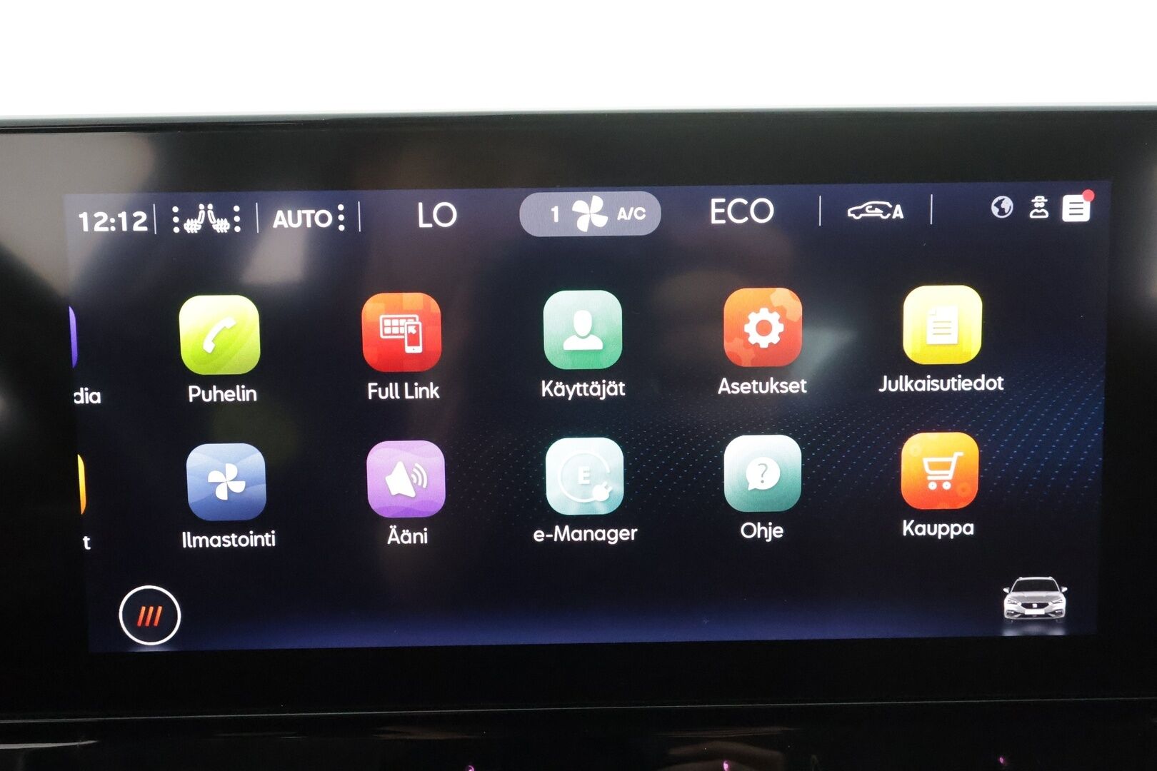 Seat Leon Sportstourer 2021 1,4 PHEV 204 eHybrid FR DSG * ACC / LED / P.Kamera / Navi / Kaistavahti / Digimittaristo / Koukku * - 2x Latauskaapelit / Kahdet renkaat