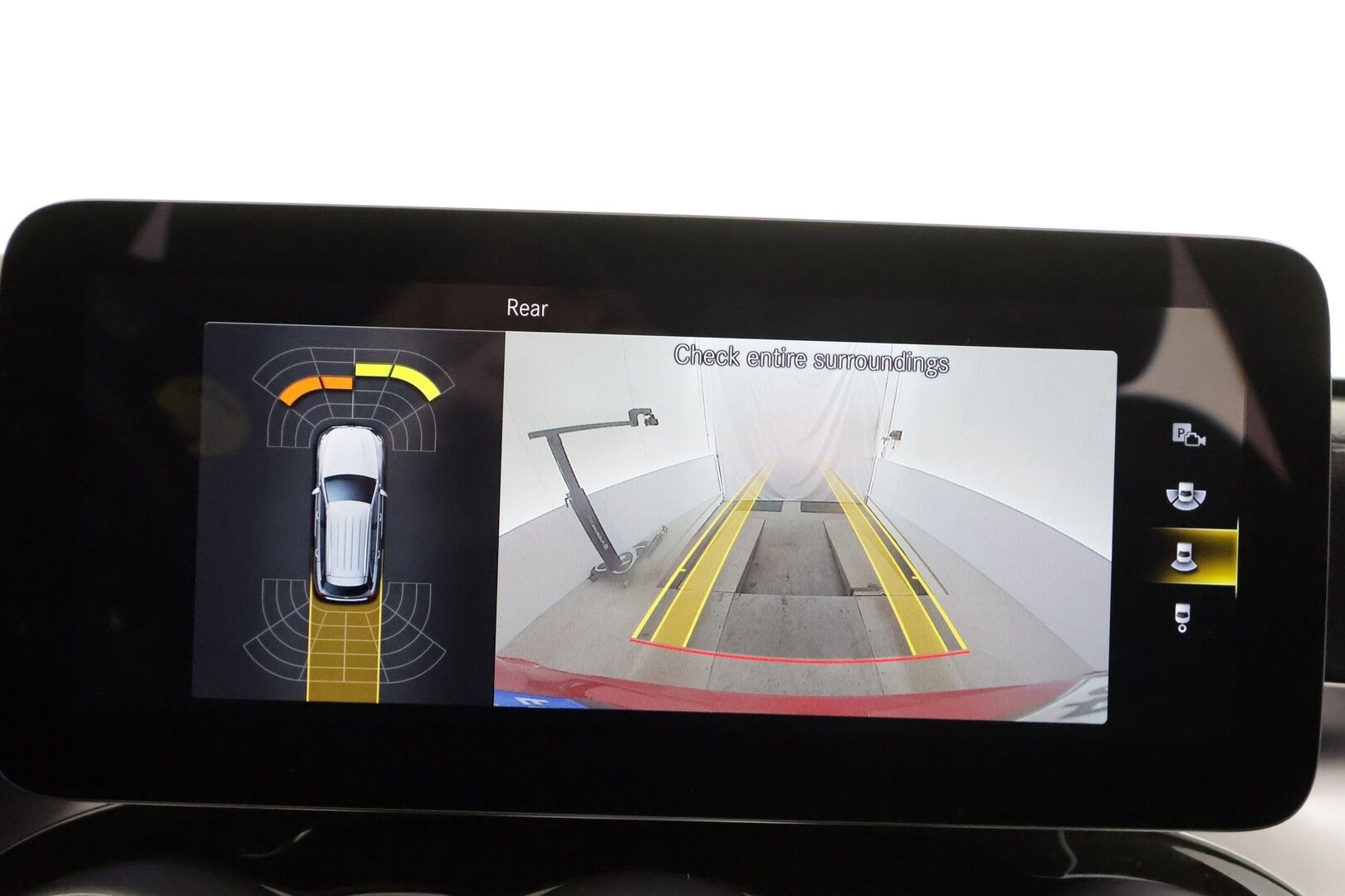 Mercedes-Benz GLC 2022 300 e 4MATIC A Business * Distronic Plus / Polttoainekäyttöinen lämmitin / LED / P.Kamera / Sporttipenkit / Navi * - 1.Om Suomi-auto / Kahdet renkaat / Koti & kauppalaturi