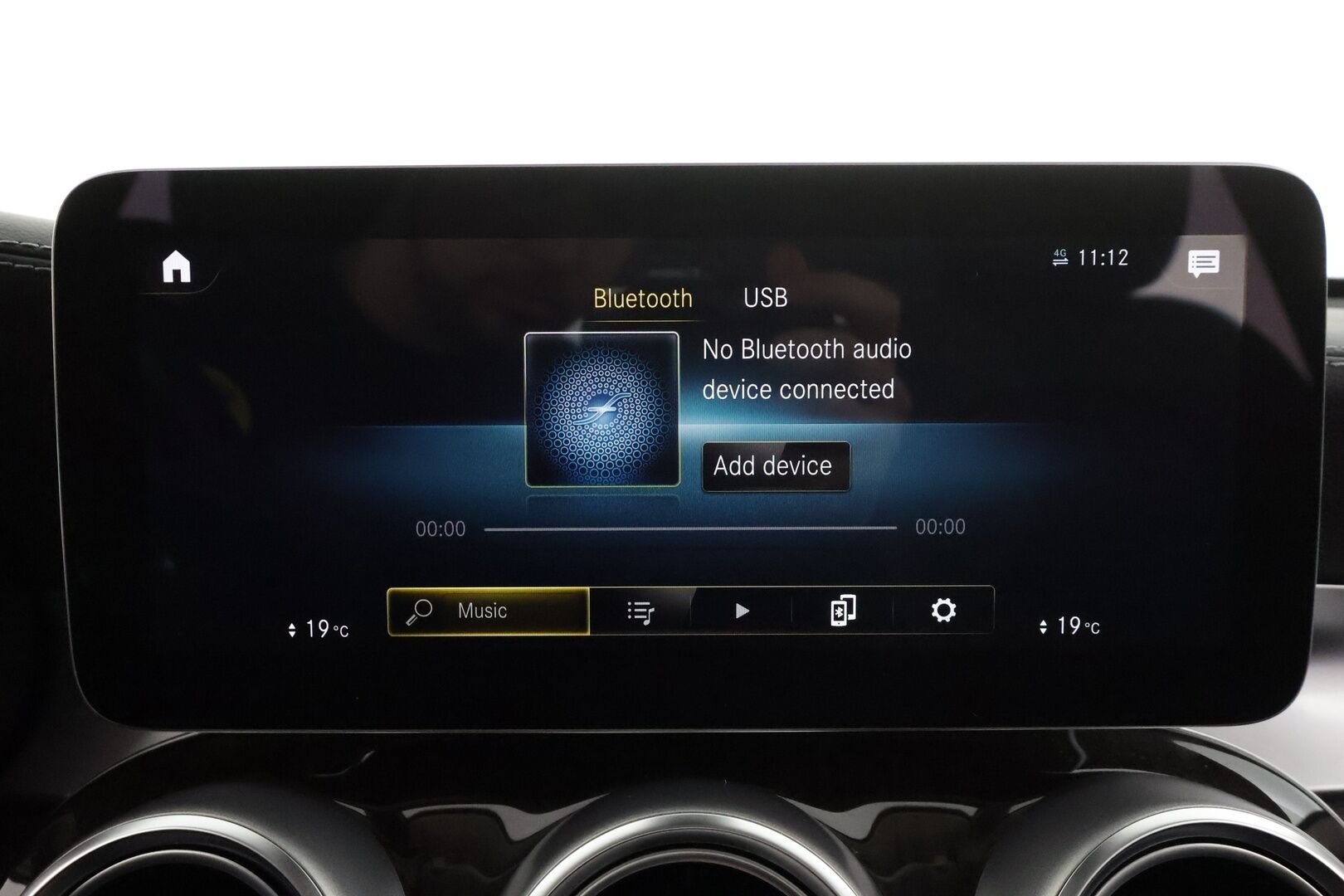 Mercedes-Benz GLC 2022 300 e 4MATIC A Business * Distronic Plus / Polttoainekäyttöinen lämmitin / LED / P.Kamera / Sporttipenkit / Navi * - 1.Om Suomi-auto / Kahdet renkaat / Koti & kauppalaturi