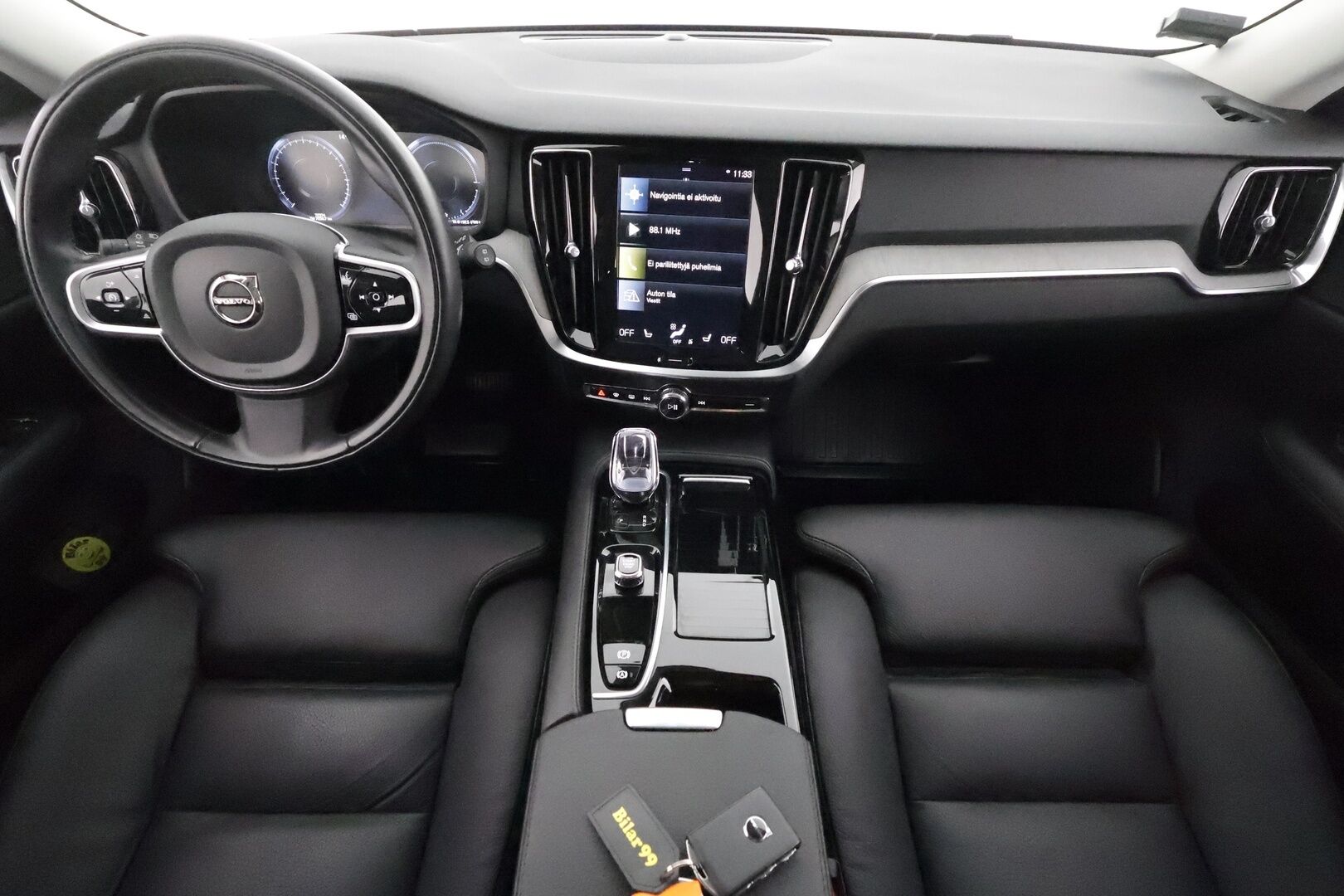 Volvo V60 2022 T6 AWD Long Range Inscription Edition aut **Adapt.Vakkari / P.Kamera / Koukku / LED-valot / Sporttipenkki Muistilla** - 3,99 % KORKOTARJOUS TÄHÄN AUTOON - Kaistavahti / Digimittaristo / KeylessGO / 2x Renkaat