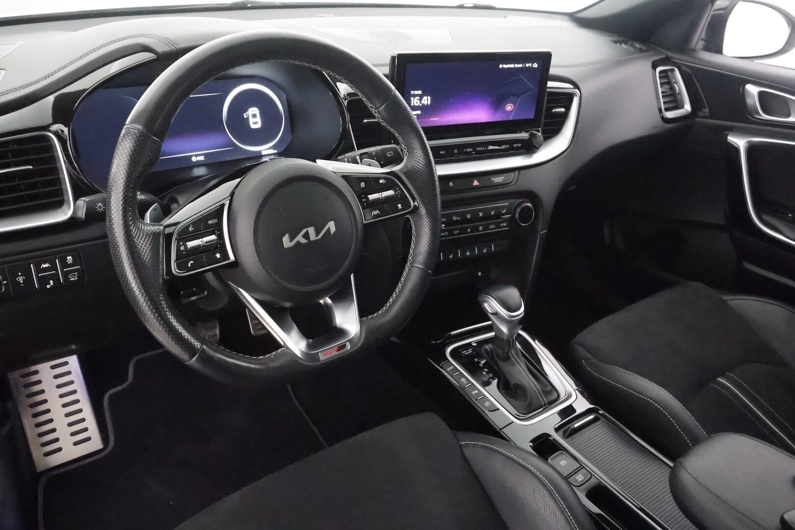 Kia ProCeed 2022 1,5 T-GDI 160hv GT-Line DCT - | ACC | JBL | Panorama | Muistipenkki | Nahka-alcantara | P.kamera | LED | HDA | BSM | RCTA | Keyless | Sähk. takaluukku | Merkkihuollot | 