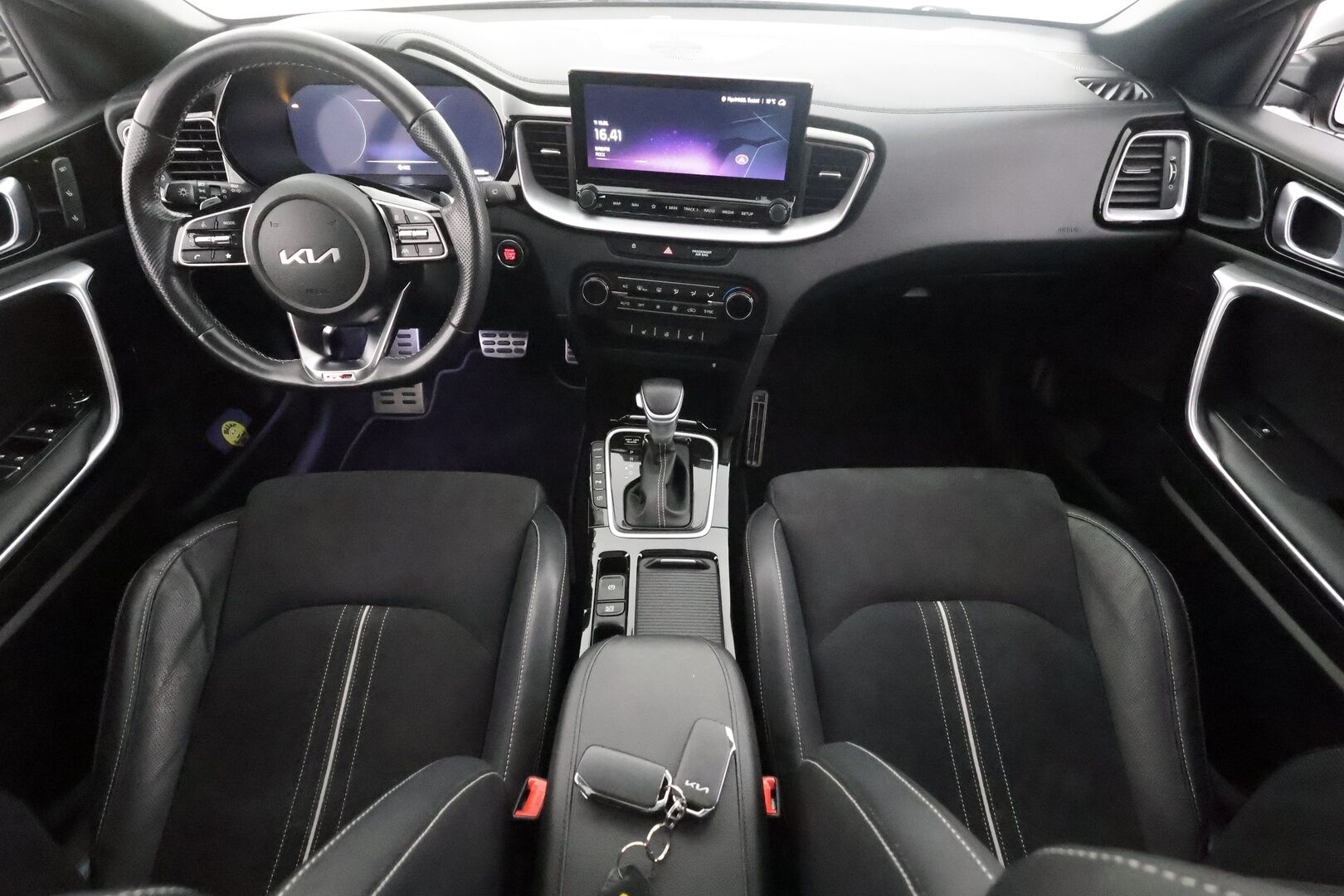 Kia ProCeed 2022 1,5 T-GDI 160hv GT-Line DCT - | ACC | JBL | Panorama | Muistipenkki | Nahka-alcantara | P.kamera | LED | HDA | BSM | RCTA | Keyless | Sähk. takaluukku | Merkkihuollot | 