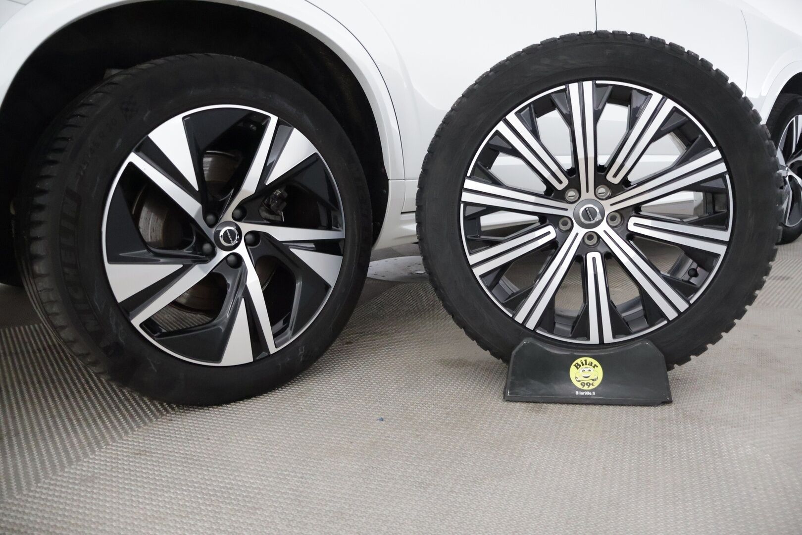 Volvo XC90 2022 T8 AWD Long Range High Performance R-Design aut / 1.OM / Suomi auto / 7p* - Harman & Kardon / Webasto / Koukku / ACC / BLIS / Keyless Go / P-kamera / tutkat