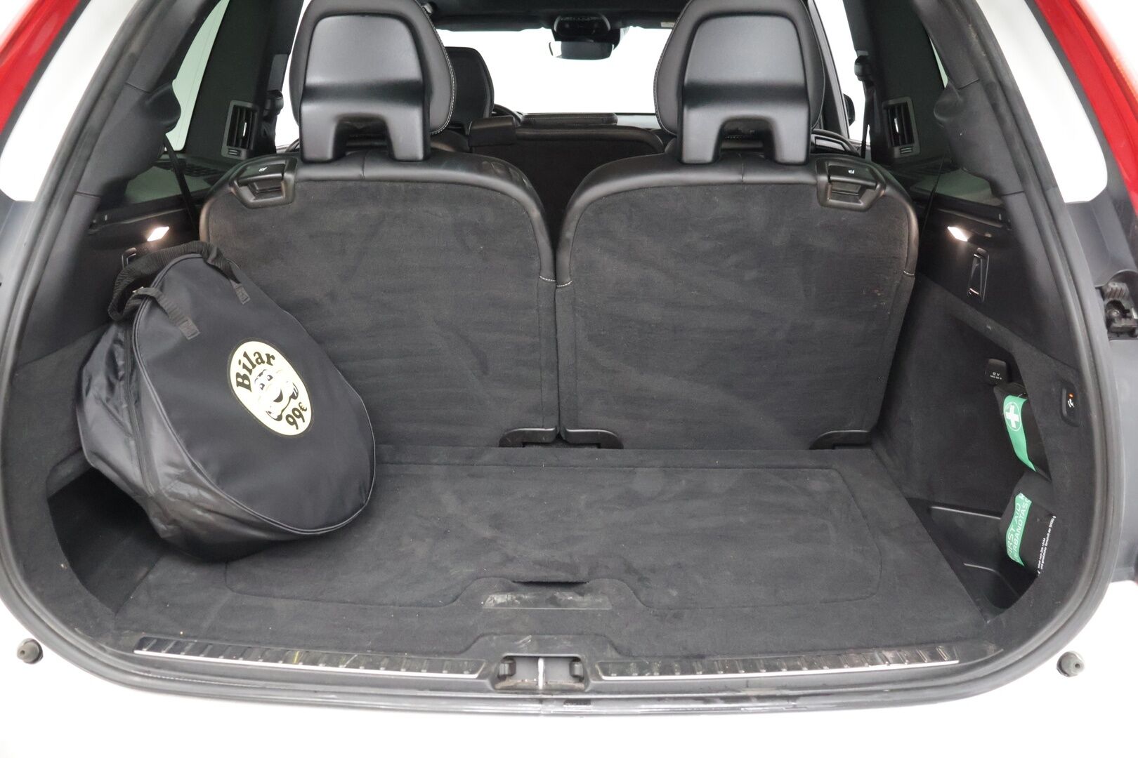 Volvo XC90 2022 T8 AWD Long Range High Performance R-Design aut / 1.OM / Suomi auto / 7p* - 2,99 % KORKOTARJOUS TÄHÄN AUTOON 14.9. ASTI! - Harman & Kardon / Webasto / Koukku / ACC / BLIS / Keyless Go / P-kamera / tutkat