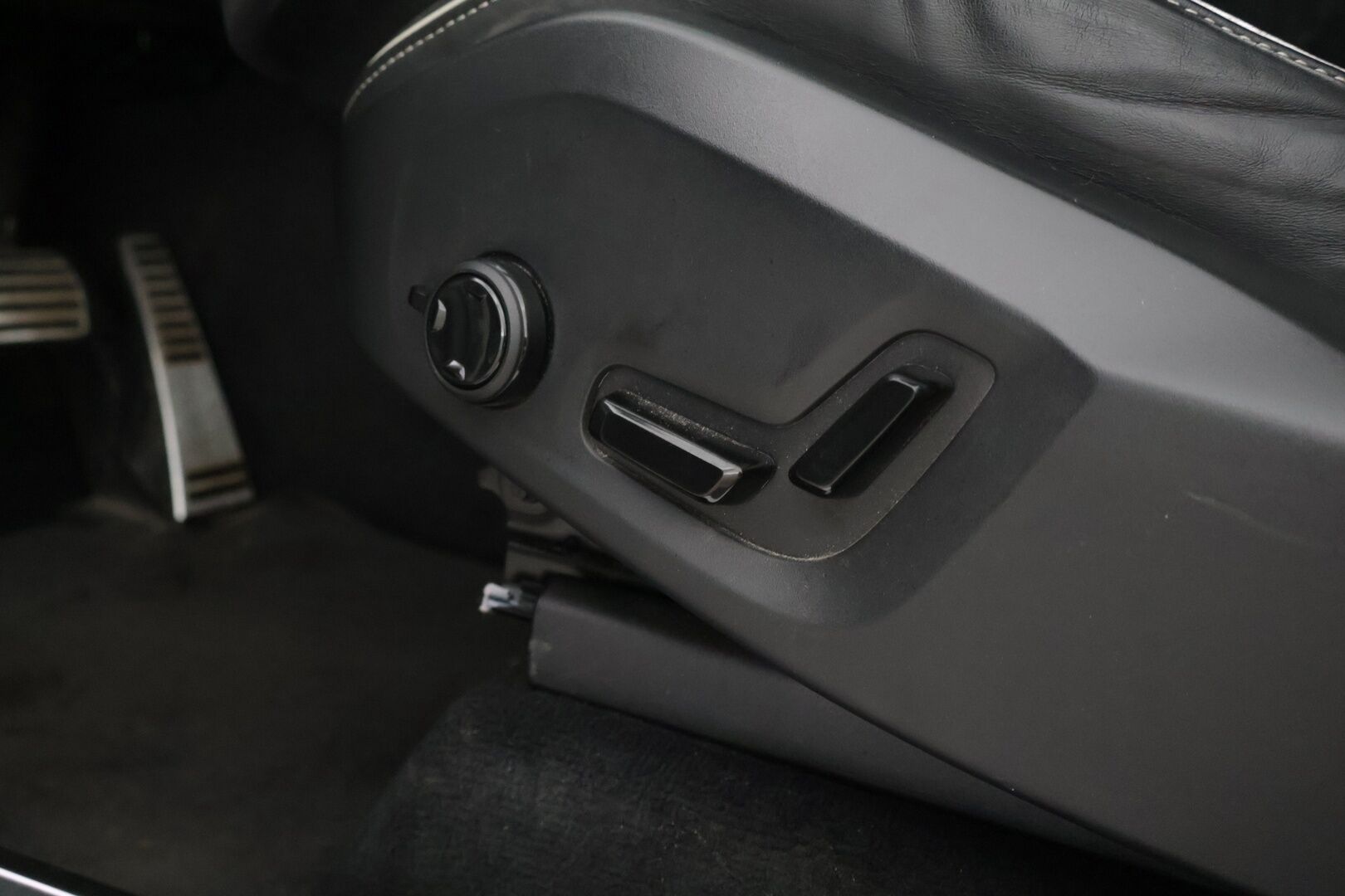 Volvo XC90 2022 T8 AWD Long Range High Performance R-Design aut / 1.OM / Suomi auto / 7p* - Harman & Kardon / Webasto / Koukku / ACC / BLIS / Keyless Go / P-kamera / tutkat