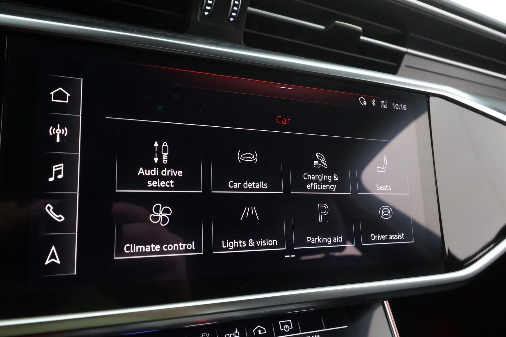 Audi A6 2020 Avant Business Sport 55 TFSI e quattro S tronic S-Line * ACC / 360° / Hierovat&ilmastoidut nahat / Matrix LED * - KeylessGo / Muistipenkit / Kahdet renkaat aluvanteilla / Huippuvarusteet