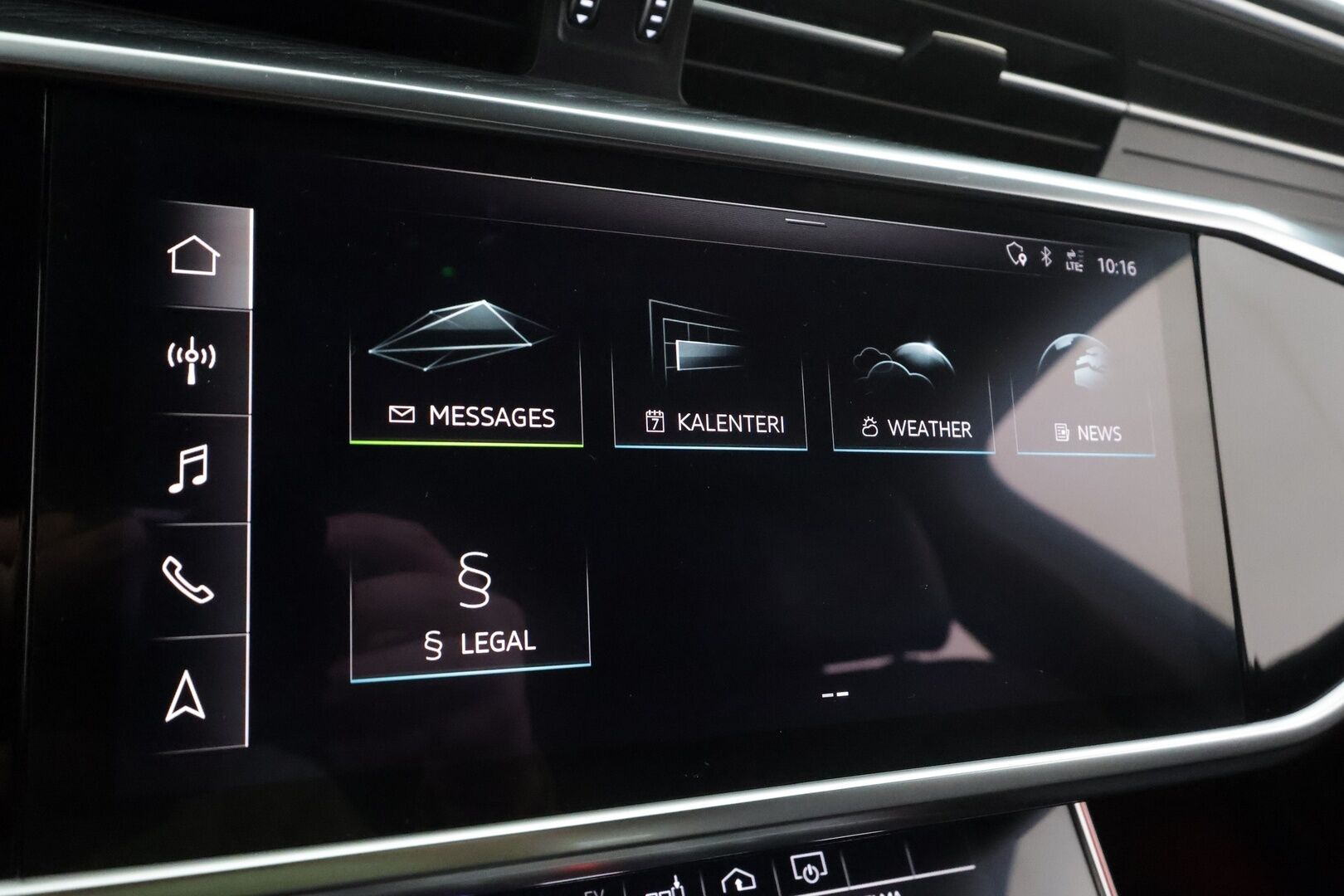 Audi A6 2020 Avant Business Sport 55 TFSI e quattro S tronic S-Line * ACC / 360° / Hierovat&ilmastoidut nahat / Matrix LED * - KeylessGo / Muistipenkit / Kahdet renkaat aluvanteilla / Huippuvarusteet