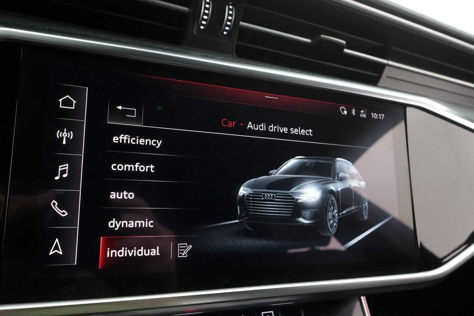 Audi A6 2020 Avant Business Sport 55 TFSI e quattro S tronic S-Line * ACC / 360° / Hierovat&ilmastoidut nahat / Matrix LED * - KeylessGo / Muistipenkit / Kahdet renkaat aluvanteilla / Huippuvarusteet