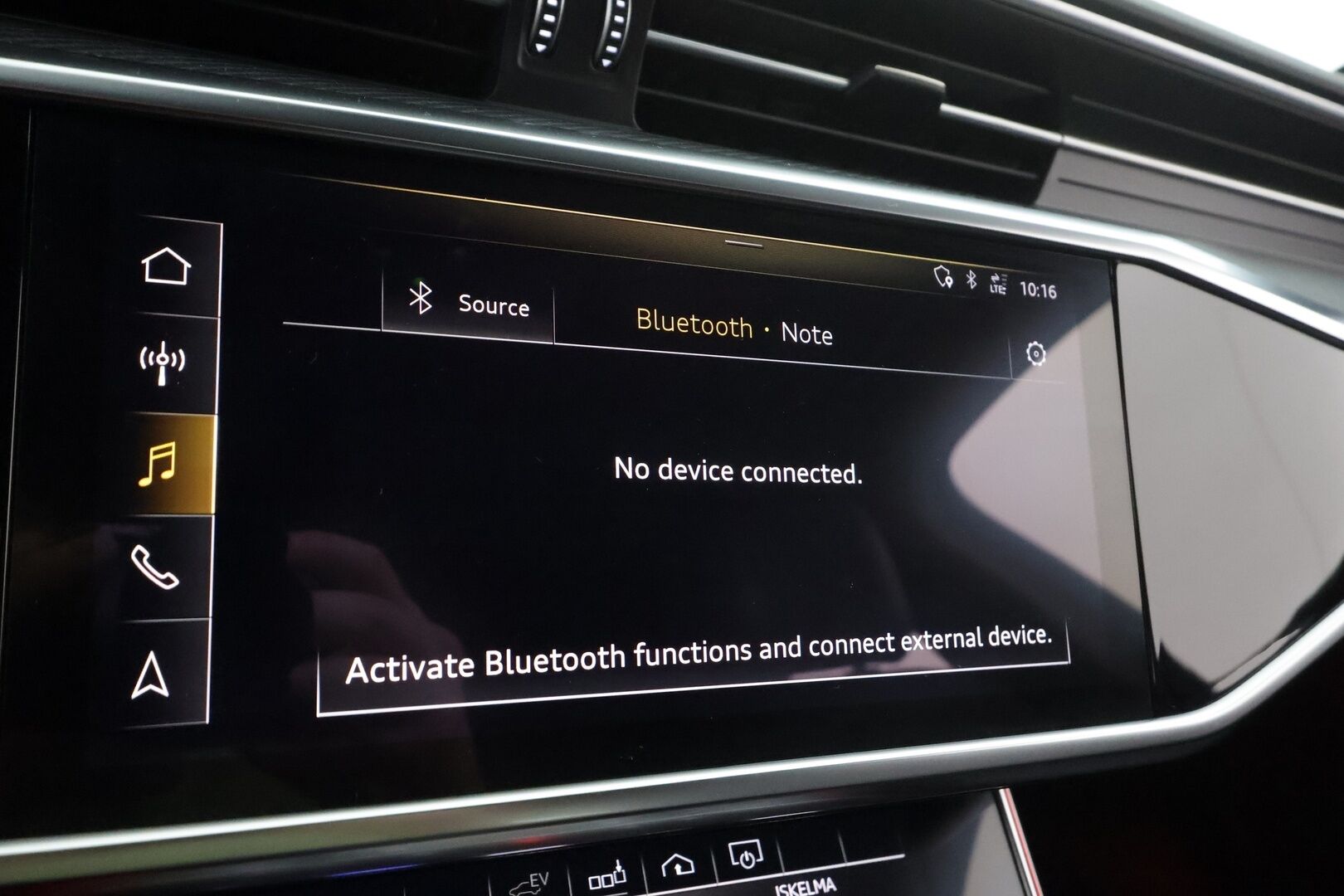 Audi A6 2020 Avant Business Sport 55 TFSI e quattro S tronic S-Line * ACC / 360° / Hierovat&ilmastoidut nahat / Matrix LED * - KeylessGo / Muistipenkit / Kahdet renkaat aluvanteilla / Huippuvarusteet