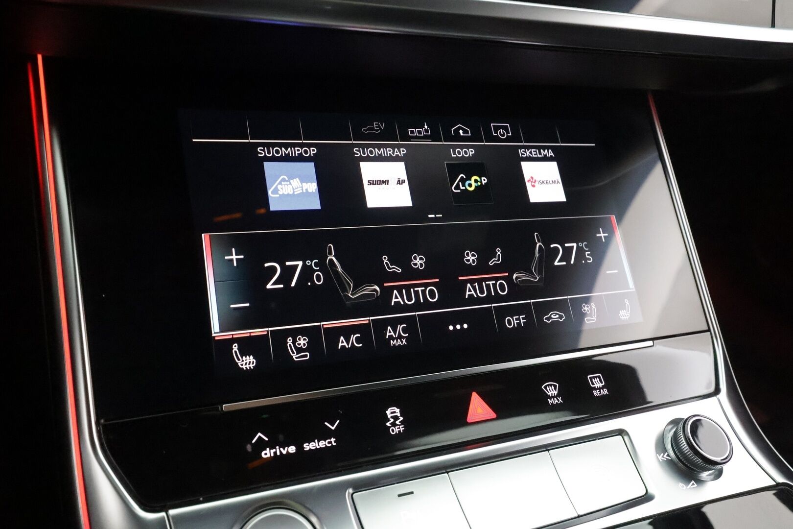 Audi A6 2020 Avant Business Sport 55 TFSI e quattro S tronic S-Line * ACC / 360° / Hierovat&ilmastoidut nahat / Matrix LED * - KeylessGo / Muistipenkit / Kahdet renkaat aluvanteilla / Huippuvarusteet