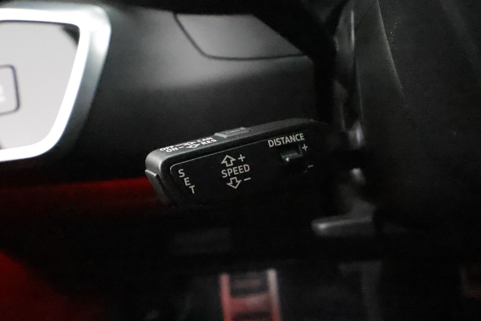 Audi A6 2020 Avant Business Sport 55 TFSI e quattro S tronic S-Line * ACC / 360° / Hierovat&ilmastoidut nahat / Matrix LED * - KeylessGo / Muistipenkit / Kahdet renkaat aluvanteilla / Huippuvarusteet