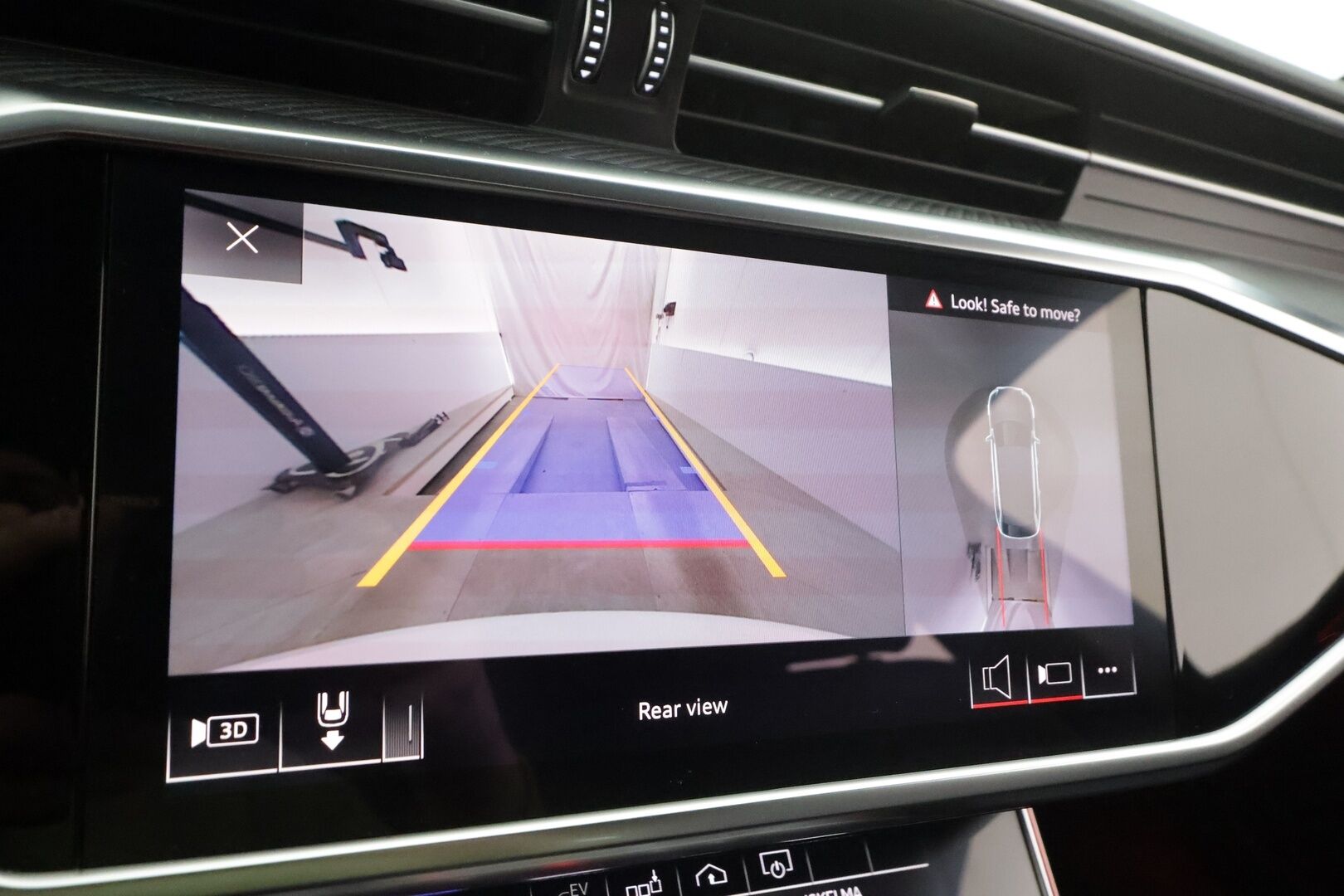 Audi A6 2020 Avant Business Sport 55 TFSI e quattro S tronic S-Line * ACC / 360° / Hierovat&ilmastoidut nahat / Matrix LED * - KeylessGo / Muistipenkit / Kahdet renkaat aluvanteilla / Huippuvarusteet