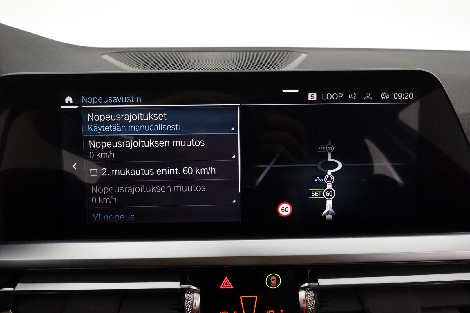 BMW 330 2022 G21 Touring 330e xDrive A Charged Edition Sport *Tutkat / LED-valot / Sporttipenkit / Navi / Kaistavahti* - SoH 90% / 1.Om Suomi-auto / ALV /  2x Vanteet / 2x Latauskaapelit