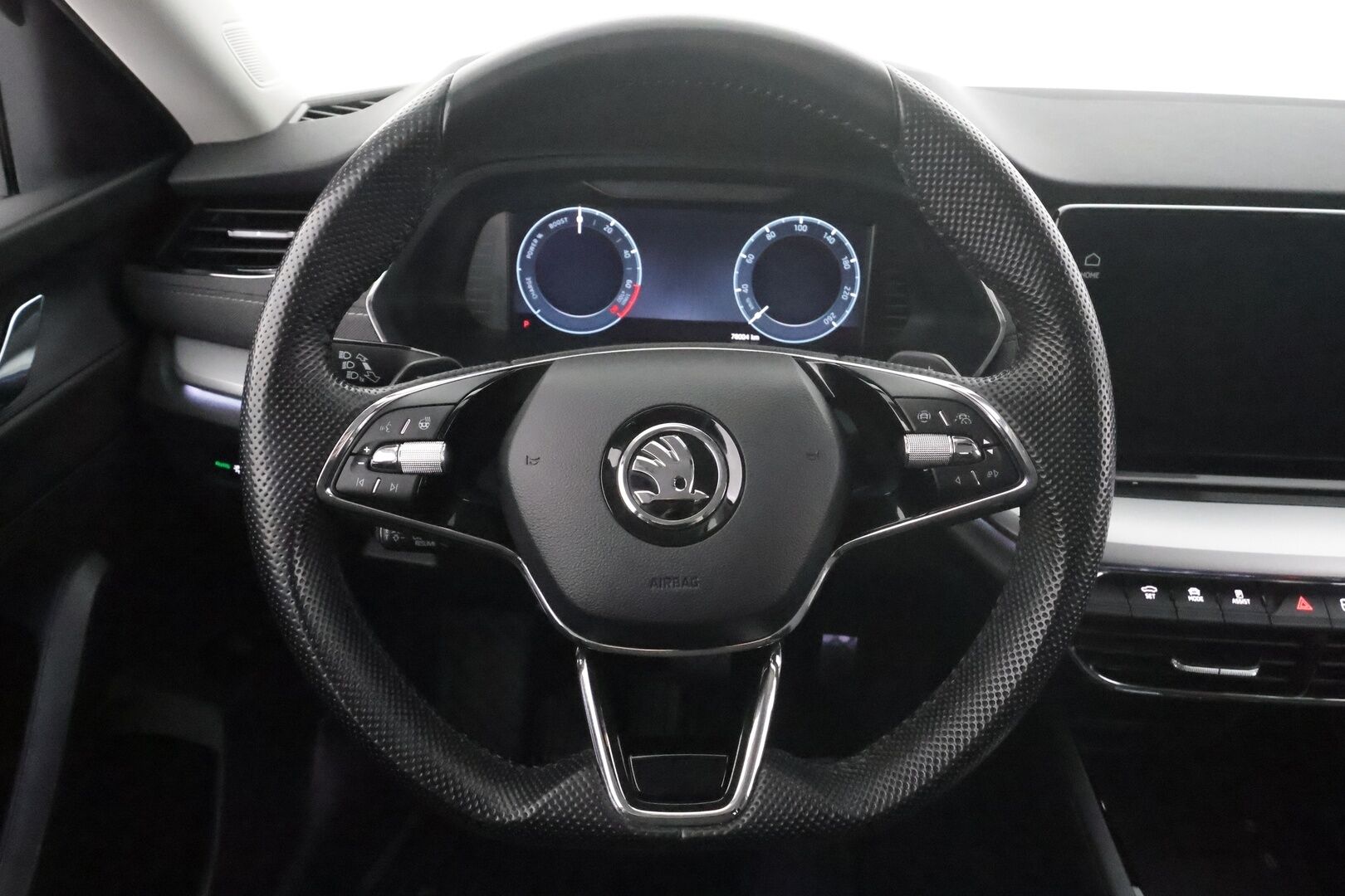 Skoda Octavia 2022 Combi 1.4 TSI PHEV Style iV DSG  * ACC / Webasto / Koukku / Matrix-LED / P.Kamera / Apple&Android * - 1.Om Suomi-auto / Merkkihuollettu / 2xLataus / Kahdet renkaat