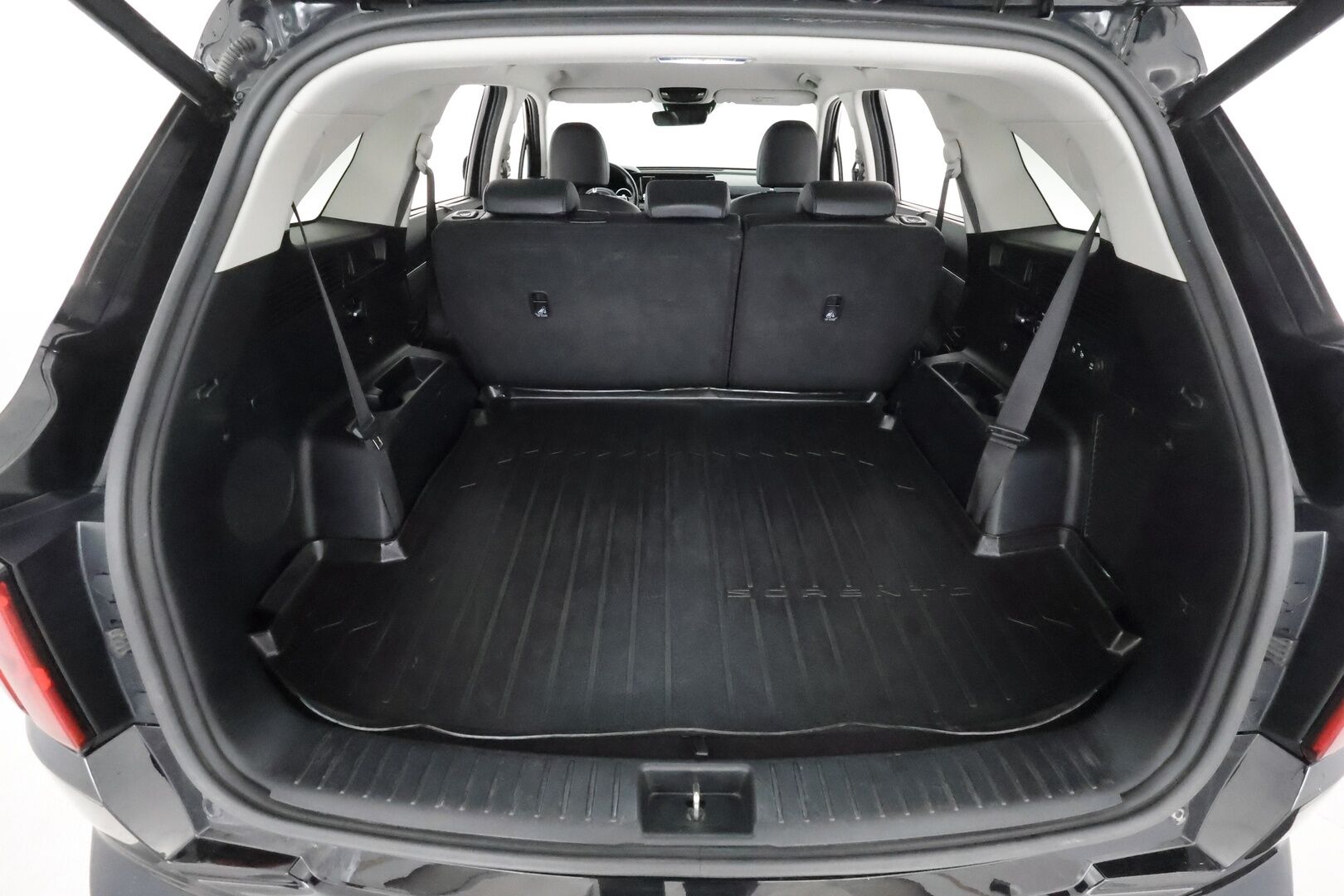 Kia Sorento 2022 2,2 CRDi AWD Business Premium DCT AT **1.Om Suomi-auto /  360° Kamera / Adapt.Vakkari / 7-Paikkainen / Koukku / BOSE** - 3,99 % KORKOTARJOUS TÄHÄN AUTOON - LED-valot / Navi / Kaistavahti / Digimittaristo / KeylessGO / 2x Renkaat