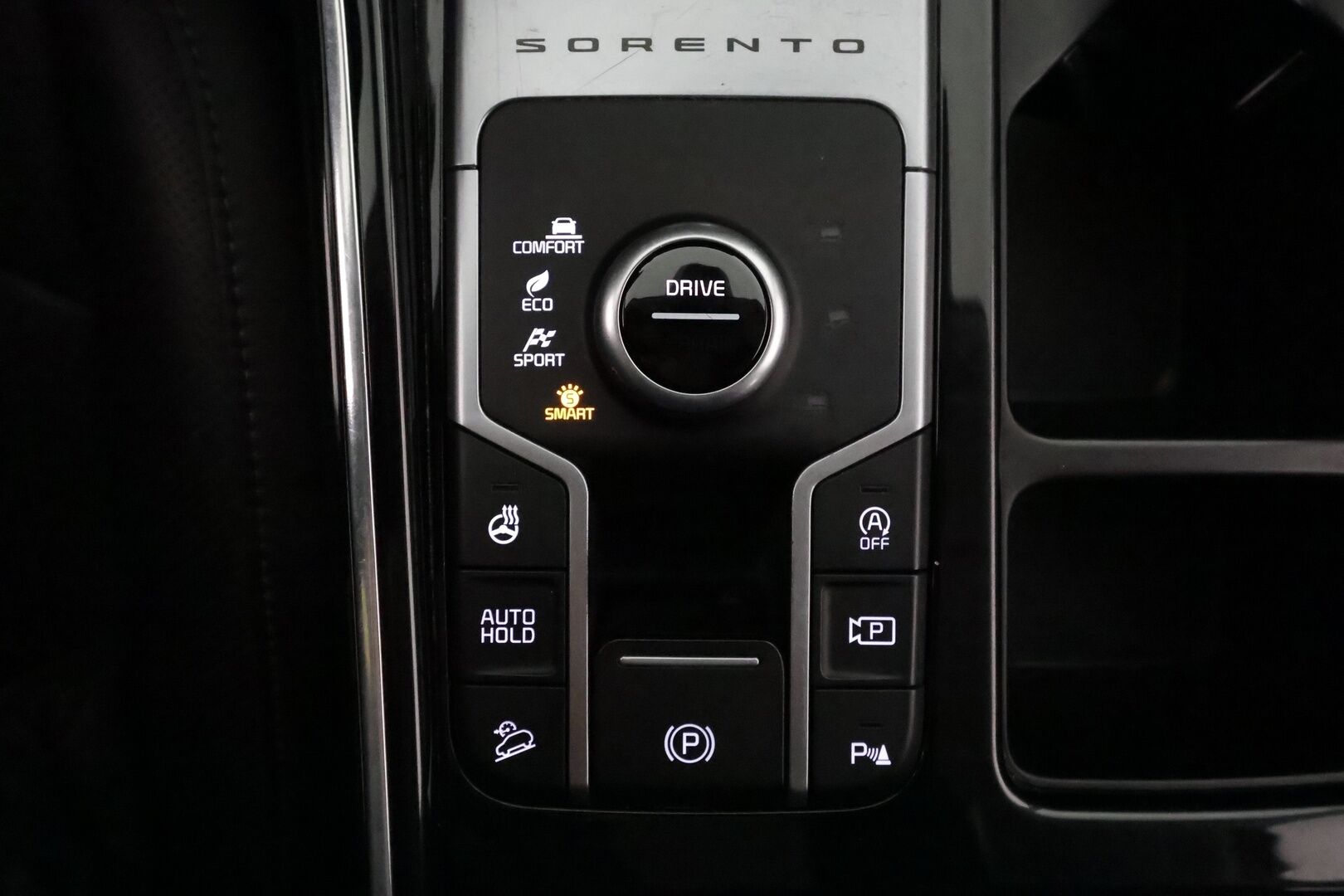 Kia Sorento 2022 2,2 CRDi AWD Business Premium DCT AT **1.Om Suomi-auto /  360° Kamera / Adapt.Vakkari / 7-Paikkainen / Koukku / BOSE** - 3,99 % KORKOTARJOUS TÄHÄN AUTOON - LED-valot / Navi / Kaistavahti / Digimittaristo / KeylessGO / 2x Renkaat
