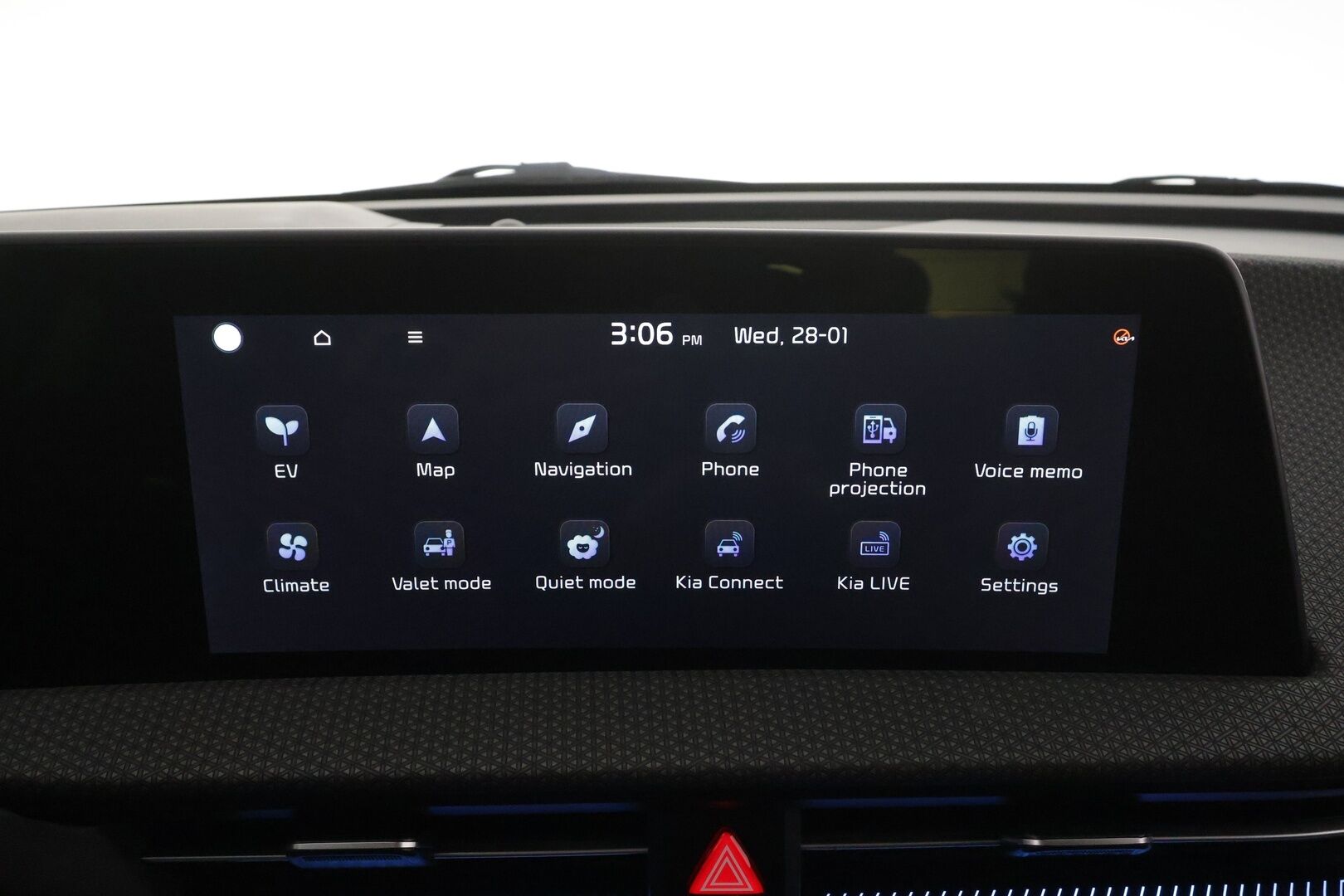 Kia EV6 2022 RWD 77 kWh 229 hv * ACC / P.kamera / ILP / Koukku / Muistipenkki / Nahat / Sähköluukku / KeylessGo * - Suomi-auto / Kahdet renkaat aluvanteilla