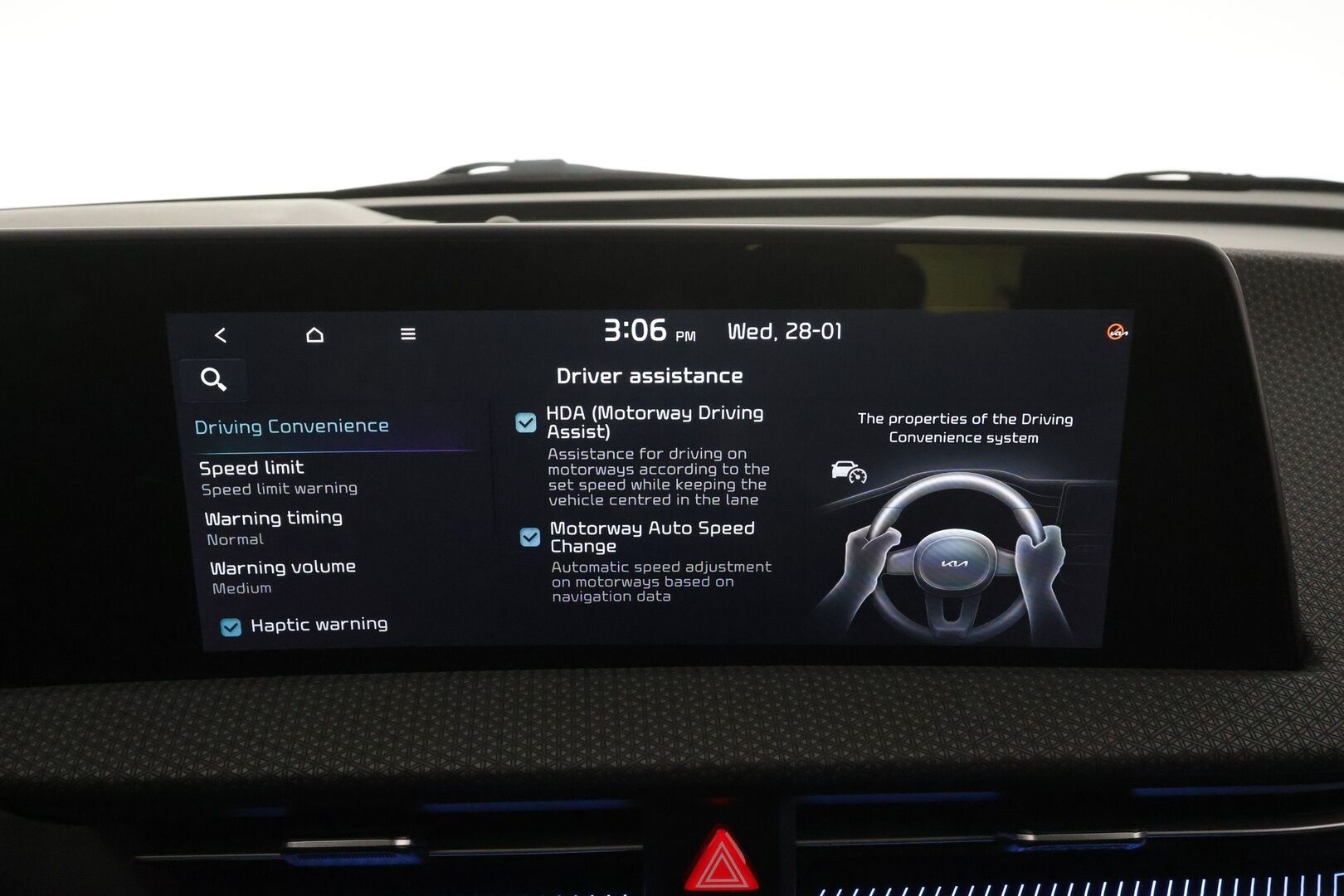 Kia EV6 2022 RWD 77 kWh 229 hv * Lämpöpumppu / Vetokoukku / Adapt.Vakkari / Peruutuskamera / Nahkasisusta / Muistipenkki / KeylessGo - Suomi-auto / Kahdet renkaat aluvanteilla / Juuri tullut Tampereelle!