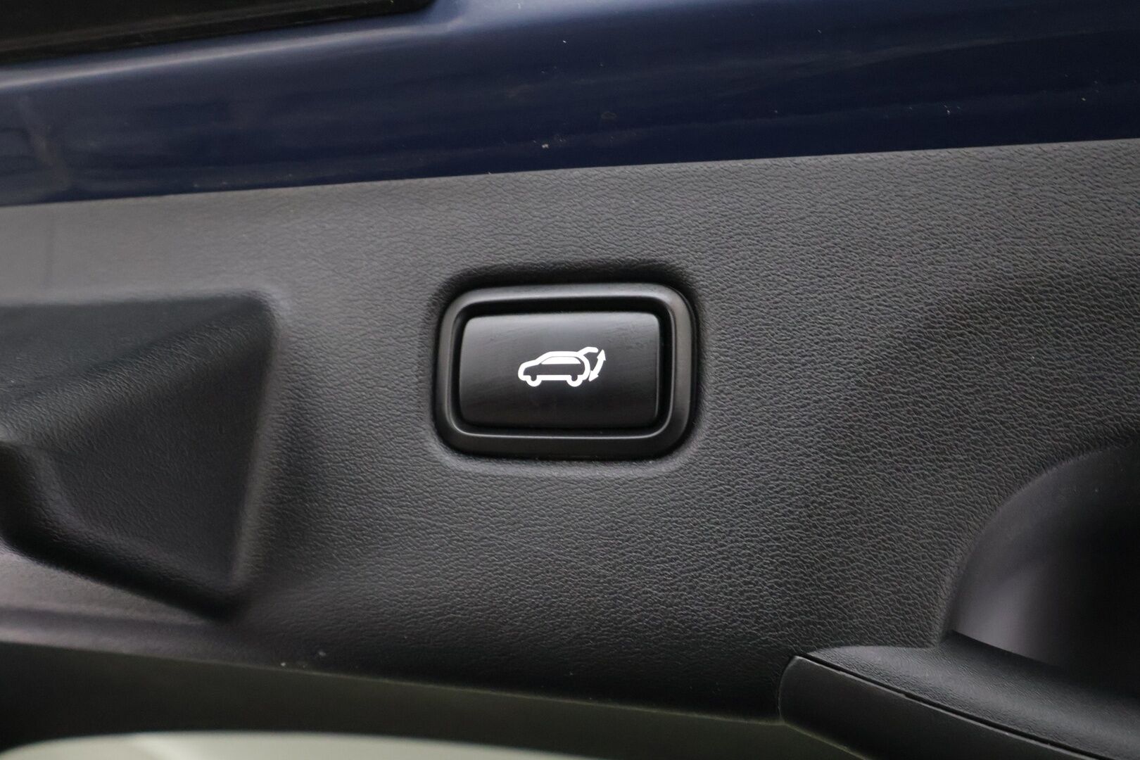 Kia EV6 2022 GT-Line AWD 77 kWh 325 hv - | ACC | ILP | Koukku | HUD | Meridian | Ilm. sähköpenkit | Muistipenkki | Nahka-alcantara | P.kamera | Ambient Light | Merkkihuollot | 1-om suomiauto |