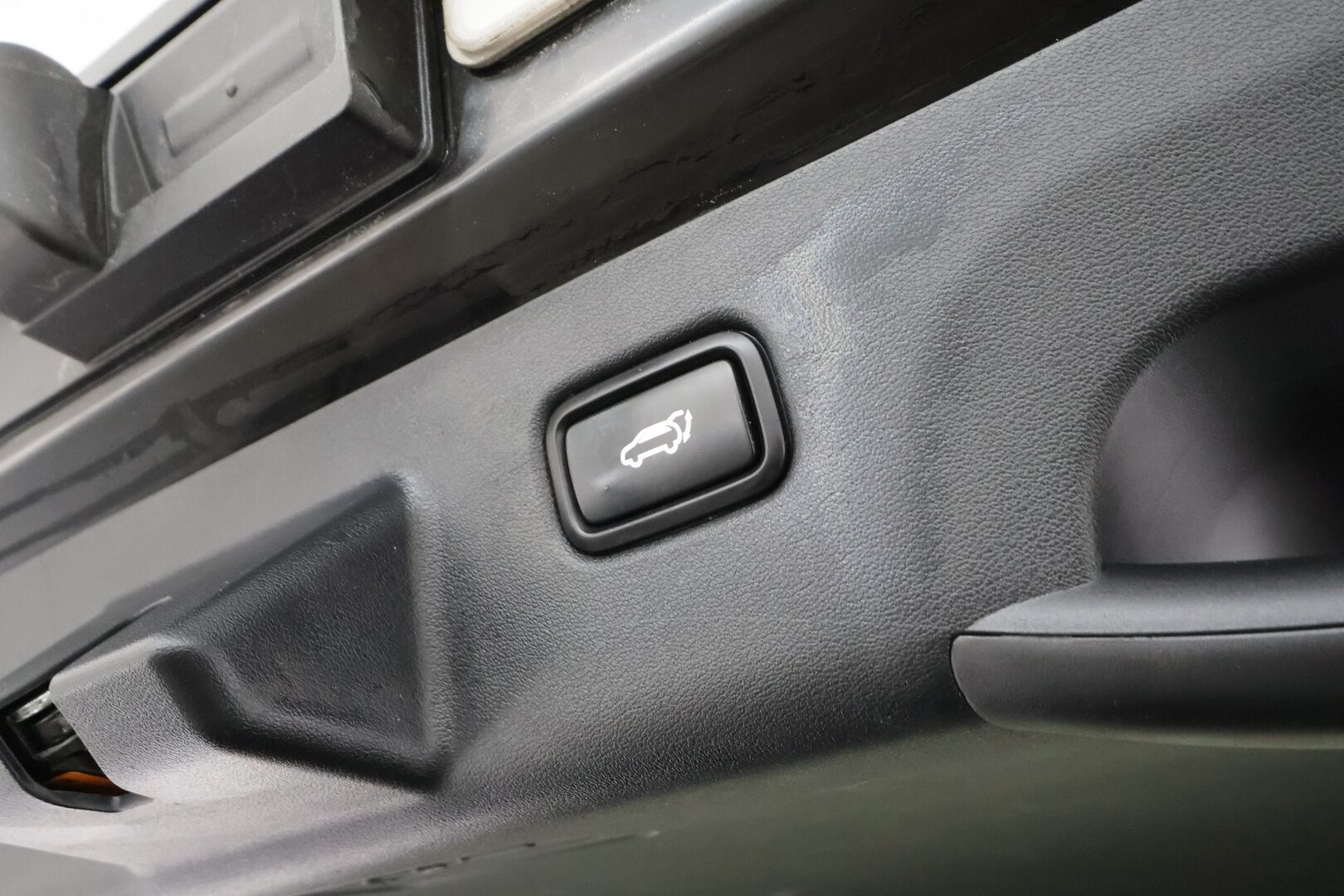 Kia EV6 2022 GT-Line AWD 77 kWh 325 hv * ACC / HUD / ILP / Meridian / P.kamera / Adapt.LED / Muistipenkki / Koukku / Ilmastoidut penkit * - Suomi-auto / Kahdet renkaat aluvanteilla / Merkkihuollettu / Juuri huollettu - HULLUT BLACKWEEK JATKOT - KORKOTARJOUS 2,49%