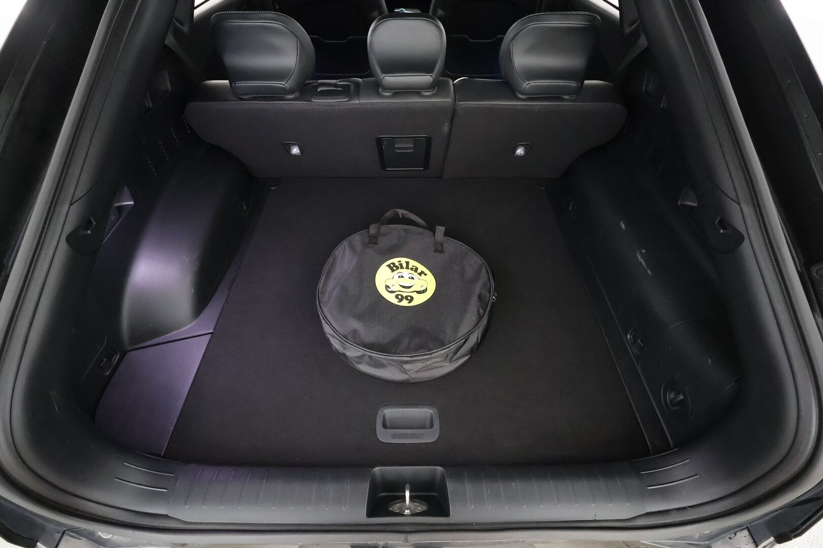 Kia EV6 2022 GT-Line AWD 77 kWh 325 hv * ACC / ILP / Muistipenkki / P.kamera / Koukku / Ilmastoidut penkit / Adapt.LED / Navi * - 1.Om Suomi-auto / Akku kuntotarkastettu / Kahdet renkaat aluvanteilla / Merkkihuollettu