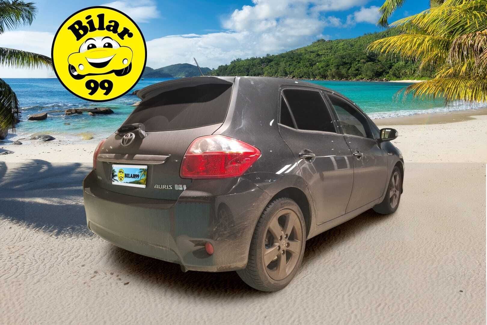 Toyota Auris 2012 1,8 HSD Linea Sol 5ov - *P-kamera / Vakkari / Bluetooth / Navi / Keyless / Juuri saapunut Tampereelle!* - Osta nyt, maksa vasta ensi vuonna