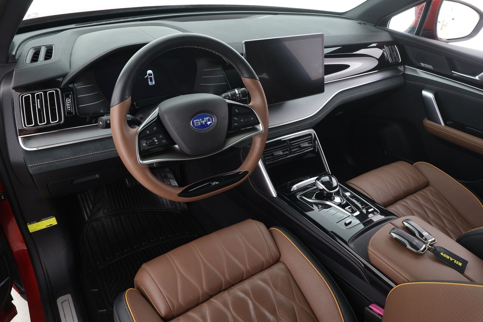 BYD Tang 2022 109kWh, AWD 7-P  * ACC / 360° / Panorama / Koukku / Muistipenkki / Dirac / Ilmastoidut nahat / KeylessGo / Navi / LED / Uudet kesä- ja talvirenkaat * - Kahdet uudet renkaat aluvanteilla / Merkkihuollettu - HULLUT AVAJAISHULINAT KORKOTARJOUS 3,29 %