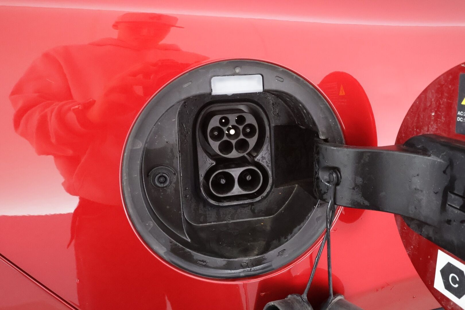 BYD Tang 2022 109kWh, AWD 7-P  * ACC / 360° / Panorama / Koukku / Muistipenkki / Dirac / Ilmastoidut nahat / KeylessGo / Navi / LED * - Kahdet renkaat aluvanteilla / Merkkihuollettu