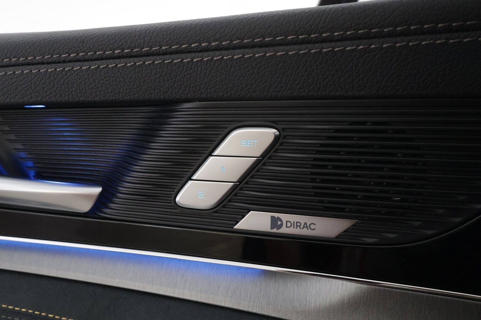 BYD Tang 2022 109kWh, AWD 7-P  * ACC / 360° / Panorama / Koukku / Muistipenkki / Dirac / Ilmastoidut nahat / KeylessGo / Navi / LED / Uudet kesä- ja talvirenkaat * - Kahdet uudet renkaat aluvanteilla / Merkkihuollettu - HULLUT AVAJAISHULINAT KORKOTARJOUS 3,29 %