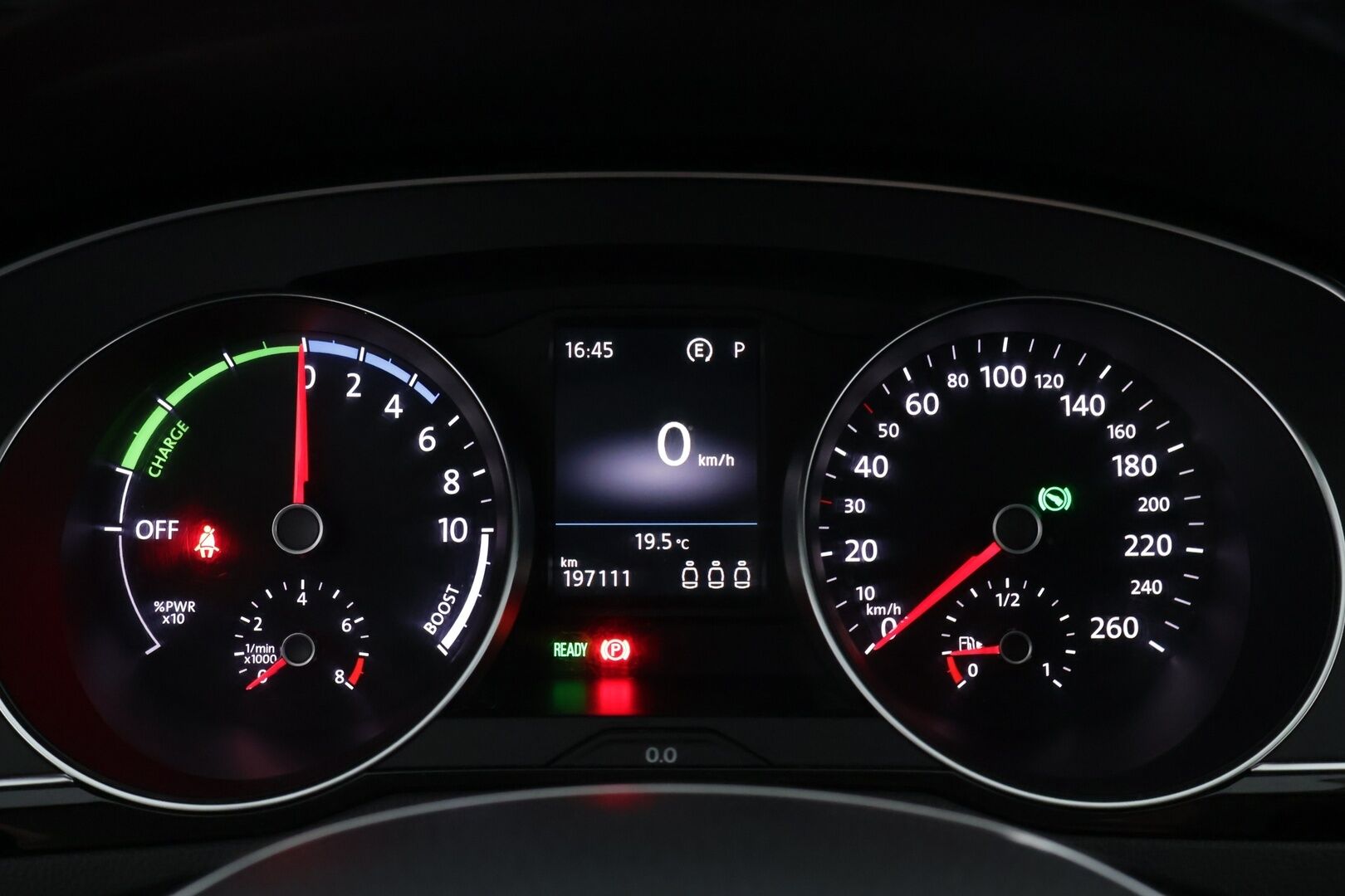 VOLKSWAGEN PASSAT 2018 Variant GTE Plug-In Hybrid 160 kW (218 hv) DSG-automaatti - Facelift | Vetokoukku | Adapt.Vakkari | Peruutuskamera | LED | Apple&Android | Nahka-Alcantara ergoComfort | Lisälämmitin | Juuri tullut Tampereelle!