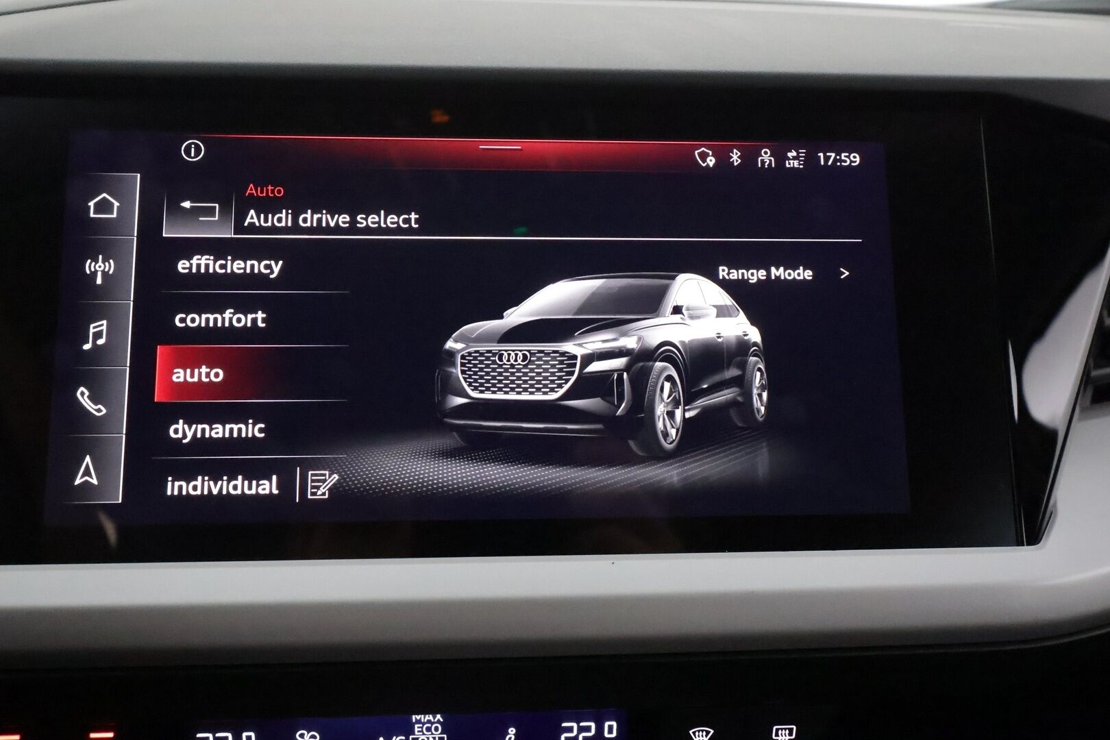 Audi Q4 e-tron 2022 40 Sportback ** Lämpöpumppu / Adapt.Vakkari / LED-valot / P.Kamera / Navi / Kaistavahti ** - Suomi-auto / Akku kuntotarkastettu / Kahdet Renkaat - HULLU BLACKWEEK KORKOTARJOUS 2,49%