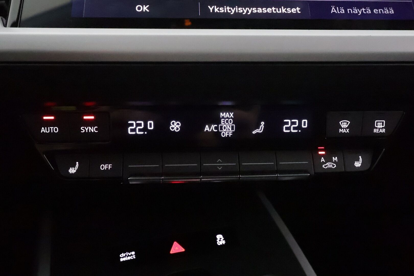 Audi Q4 e-tron 2022 40 Sportback ** Lämpöpumppu / Adapt.Vakkari / LED-valot / P.Kamera / Navi / Kaistavahti ** - Suomi-auto / Akku kuntotarkastettu / Kahdet Renkaat - HULLU BLACKWEEK KORKOTARJOUS 2,49%