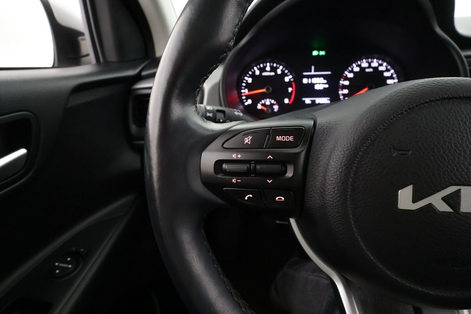 Kia Rio 2022 1,2 LX * 1.Om Suomi-auto / Vakkari / Lohko+Sisä / Bluetooth / 2xRenkaat / Ratinlämmitin *