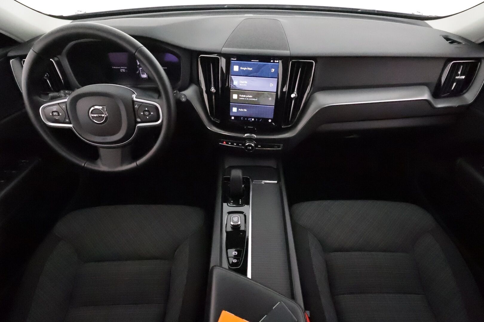 Volvo XC60 2022 T6 AWD Long Range Inscription Expression **Panorama / Webasto / Adapt.vakkari / Koukku / P.kamera / KeylessGo** - 3,99 % KORKOTARJOUS TÄHÄN AUTOON - Merkkihuollettu 1 om Suomi-Auto!