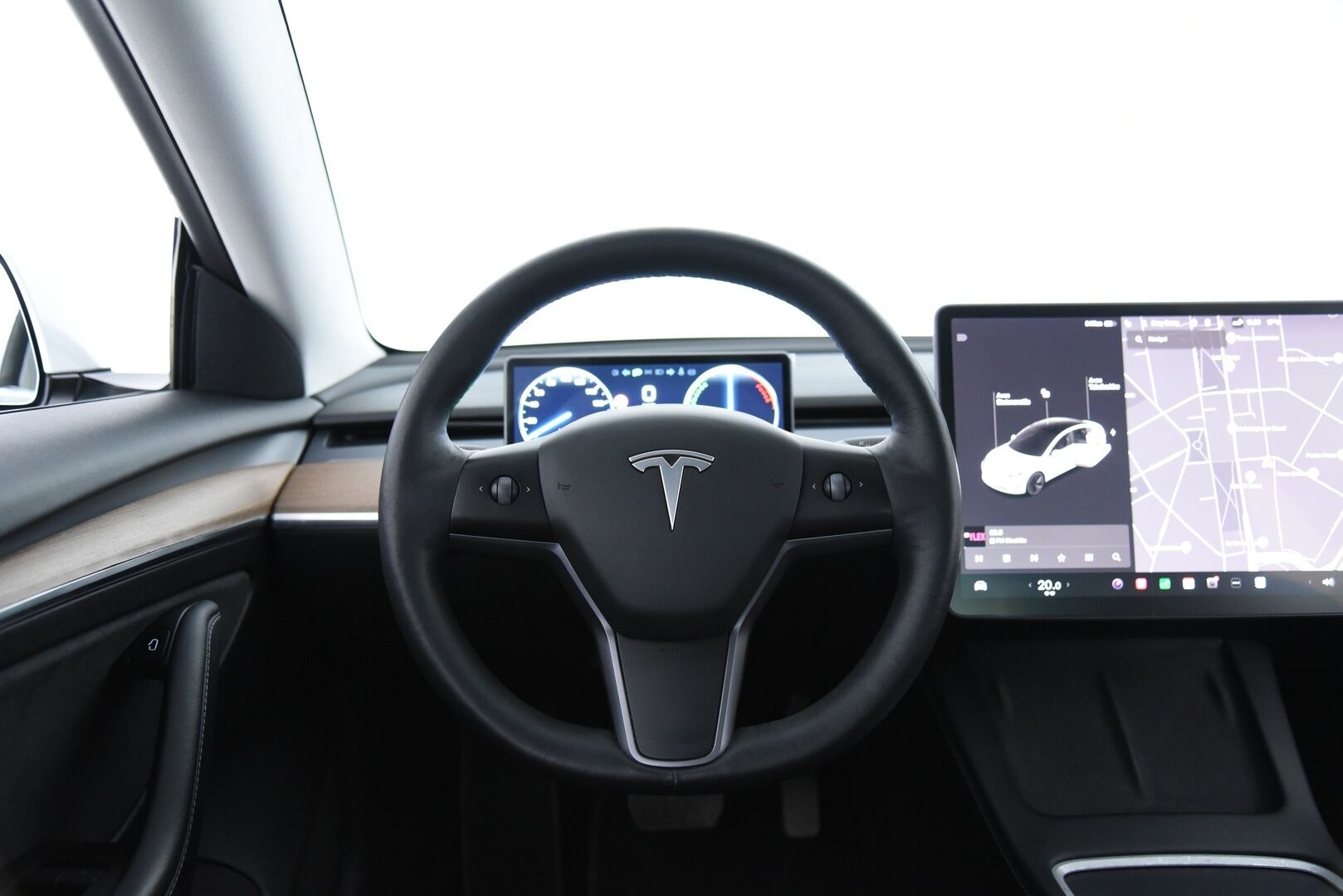 Tesla Model 3 2021 Long Range AWD Refresh / Lämpöpumppu / Matrix-LED / P-Kamera / 2x Renkaat ja Vanteet - Akku kuntotarkistettu! / Lasikatto / Premium Audio / Autopilot / Musta Nahkasisusta