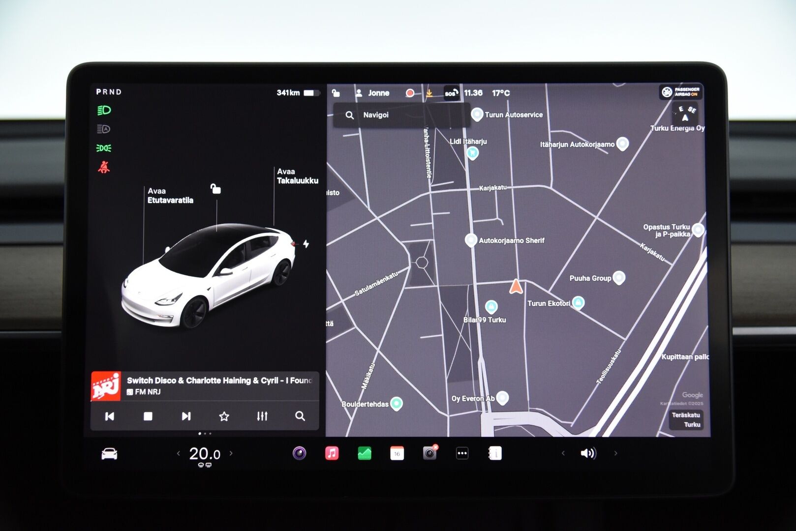 Tesla Model 3 2021 Long Range AWD Refresh / Lämpöpumppu / Matrix-LED / P-Kamera / 2x Renkaat ja Vanteet - Akku kuntotarkistettu! / Lasikatto / Premium Audio / Autopilot / Musta Nahkasisusta