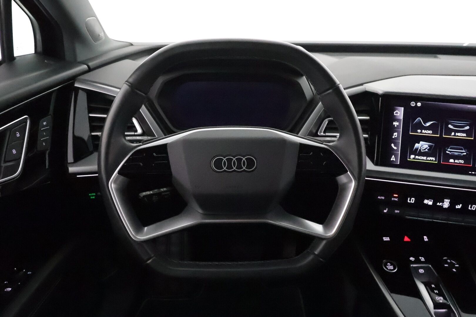 Audi Q4 e-tron 2022 40 Sportback **HUD / Lämpöpumppu / Adapt.Vakkari / LED-valot / P.kamera Sporttipenkki Muistilla / Navi / Keyless** - 3,99 % KORKOTARJOUS TÄHÄN AUTOON - 1-om Suomi-auto / 2x Latauskaapelit / Kahdet Renkaat / Merkkihuollettu!