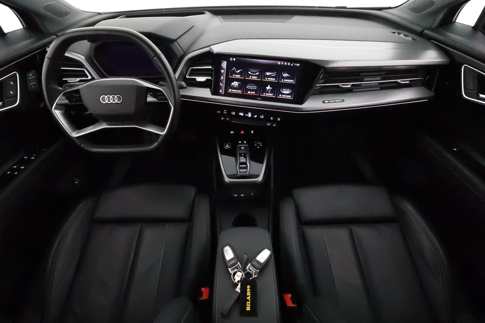 Audi Q4 e-tron 2022 40 Sportback **HUD / Lämpöpumppu / Adapt.Vakkari / LED-valot / P.kamera Sporttipenkki Muistilla / Navi / Keyless** - 3,99 % KORKOTARJOUS TÄHÄN AUTOON - 1-om Suomi-auto / 2x Latauskaapelit / Kahdet Renkaat / Merkkihuollettu!