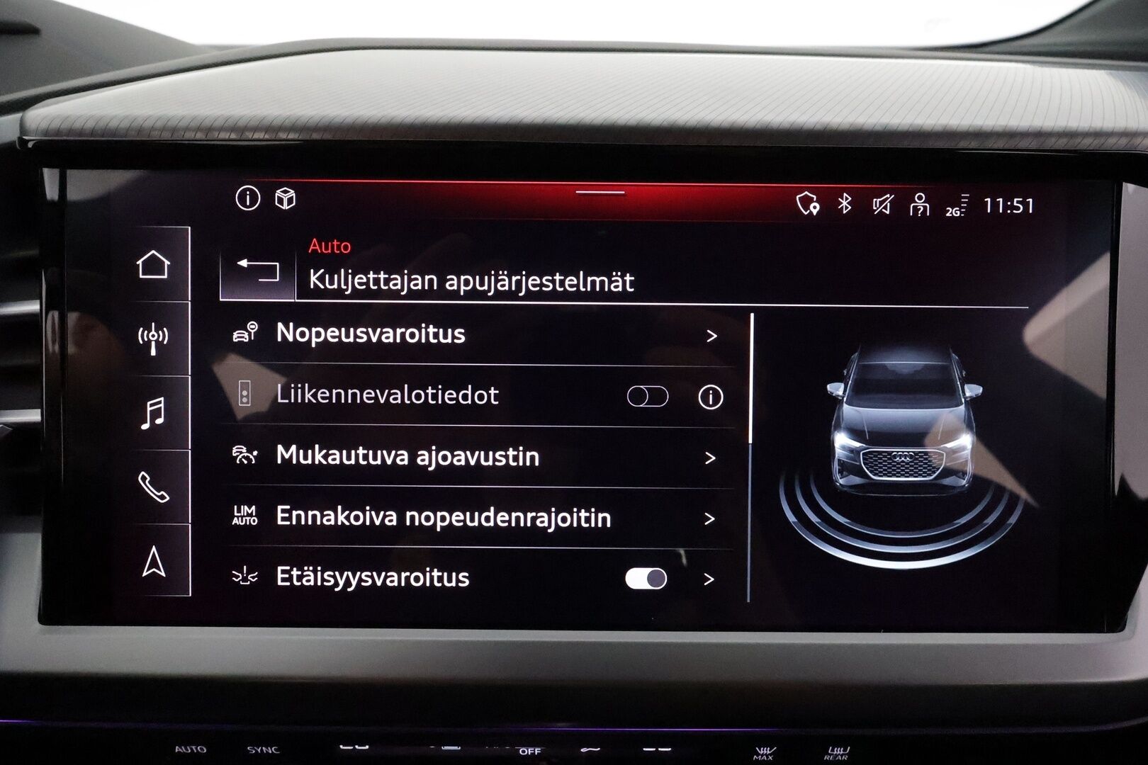 Audi Q4 e-tron 2022 40 Sportback **HUD / Lämpöpumppu / Adapt.Vakkari / LED-valot / P.kamera Sporttipenkki Muistilla / Navi / Keyless** - 3,99 % KORKOTARJOUS TÄHÄN AUTOON - 1-om Suomi-auto / 2x Latauskaapelit / Kahdet Renkaat / Merkkihuollettu!