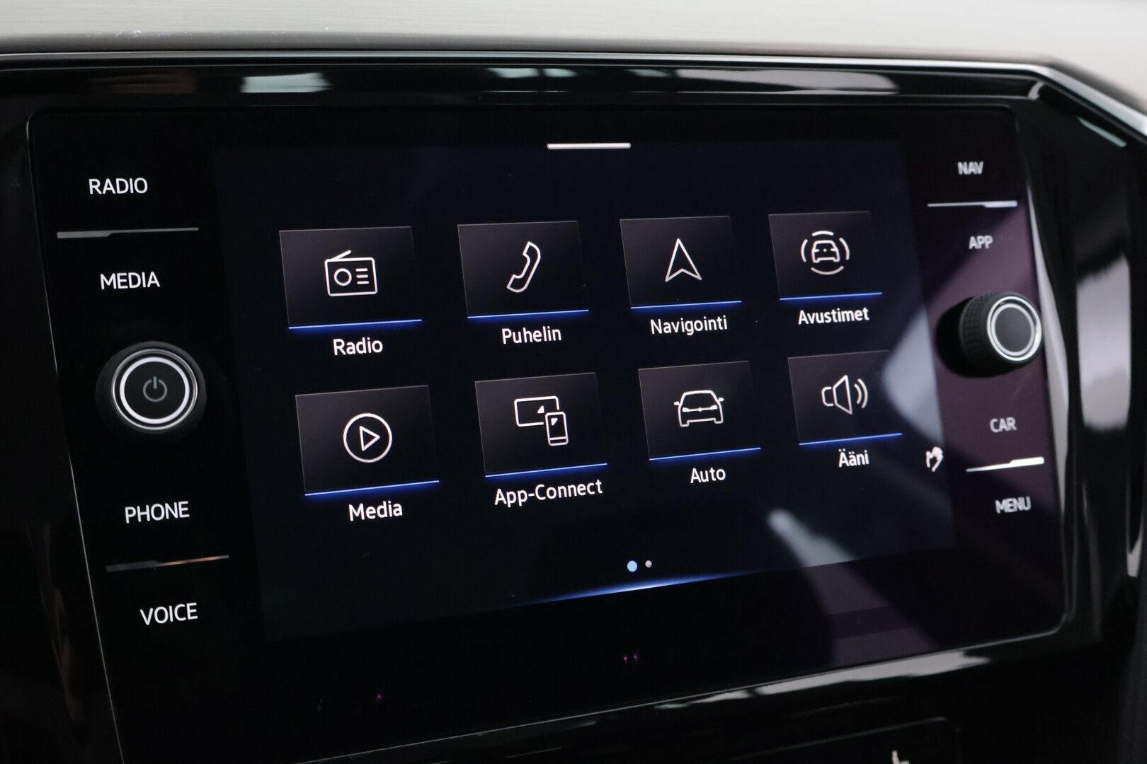Volkswagen Passat 2022 Variant R-Line 2,0 TDI EVO SCR 110 kW DSG *ALV / Webasto / ACC / Koukku / P.Kamera / Matrix-LED / Kaistavahti* - 2.Om Suomi-auto / Kahdet Renkaat