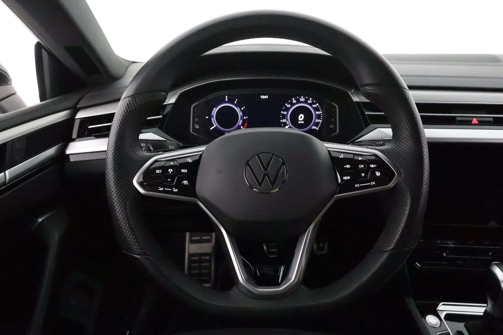 Volkswagen Arteon 2022 Shooting Brake R-Line Business eHybrid 160 kW DSG **HUD / Webasto / Koukku /  ACC / P.kamera / Adapt.LED / Navi** - Suomi-auto / 2x Latauskaapelit / Kahdet Renkaat / Merkkihuollettu!