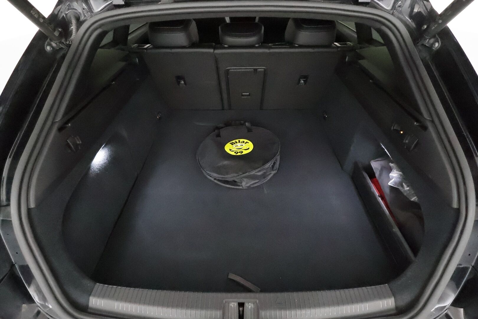Volkswagen Arteon 2022 Shooting Brake R-Line Business eHybrid 160 kW DSG **HUD / Webasto / Koukku /  ACC / P.kamera / Adapt.LED / Navi** - Suomi-auto / 2x Latauskaapelit / Kahdet Renkaat / Merkkihuollettu!