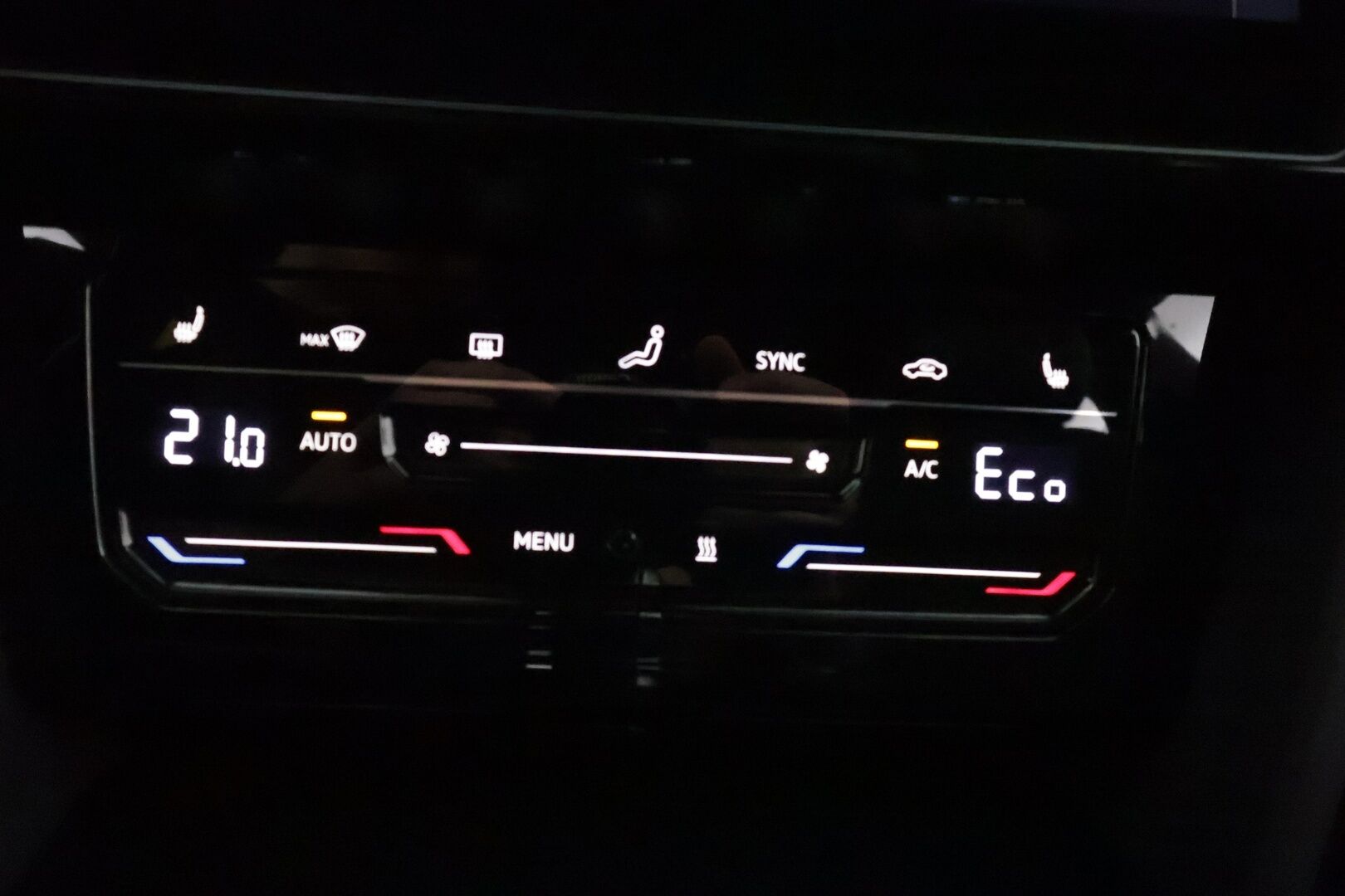 Volkswagen Arteon 2022 Shooting Brake R-Line Business eHybrid 160 kW DSG **HUD / Webasto / Koukku /  ACC / P.kamera / Adapt.LED / Navi** - Suomi-auto / 2x Latauskaapelit / Kahdet Renkaat / Merkkihuollettu!