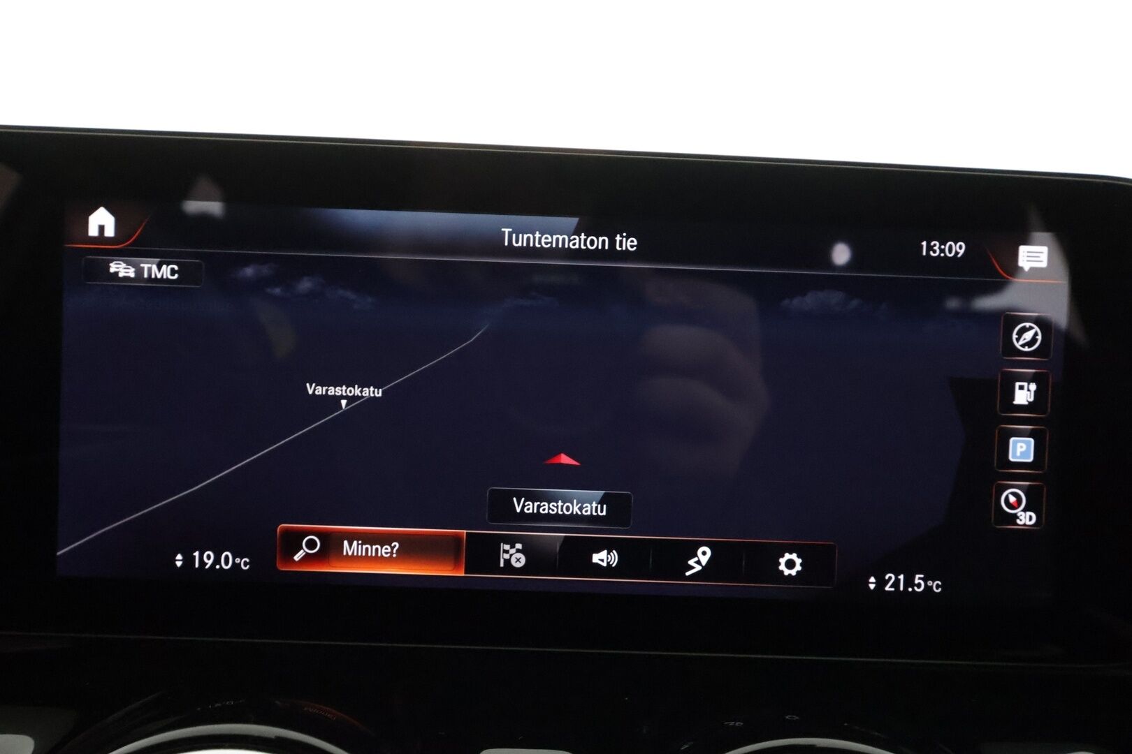 Mercedes-Benz EQA 2021 250 AMG - | Distronic+ | ILP | Koukku | Nahka-alcantara | Sporttipenkit | Widescreen | Ambient light | Nahka-alcantara | P.kamera | LED | BSM |